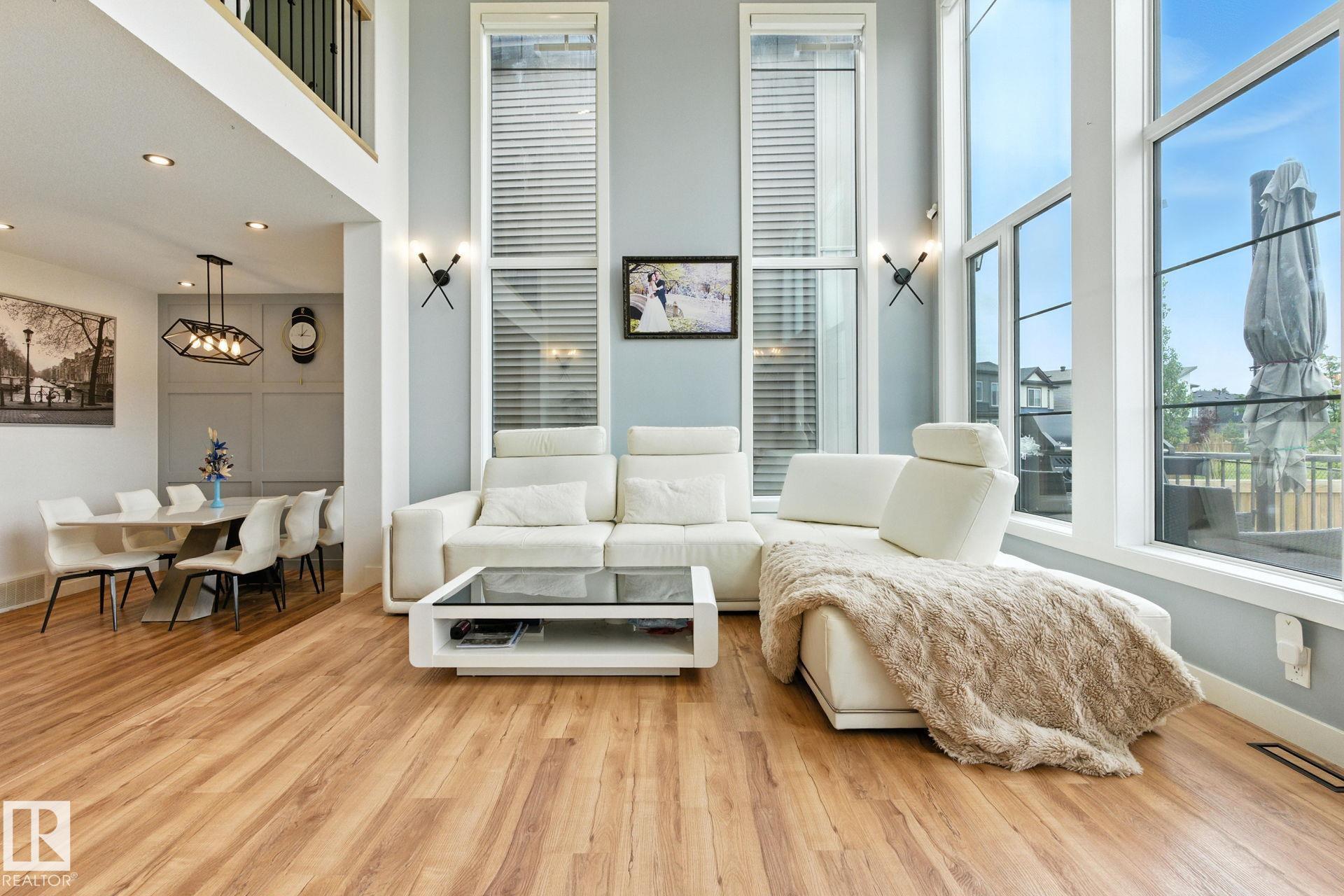 https://zimg.paragon.ice.com/ParagonImages/Property/PM/RAE/225398442/11/0/0/5a03167d561d67b3d4c3a72dc14d7b7e/1/7eb10eddc7c9606716392f473a3815a8/225398442-FF9FA9BE-799A-4AB5-BC7B-5540CC8E1103.JPG