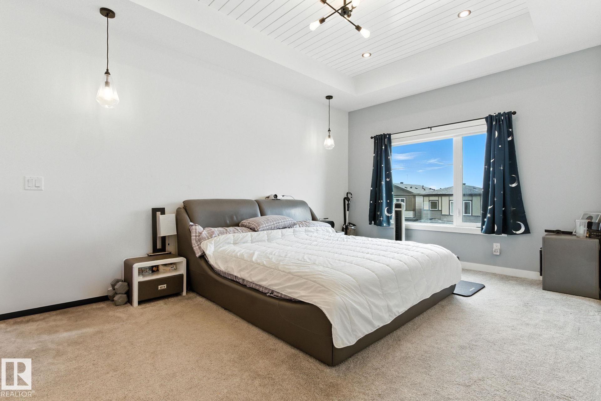 https://zimg.paragon.ice.com/ParagonImages/Property/PM/RAE/225398442/22/0/0/7b83979c1dd2f4c8591d66681e1fa287/1/7eb10eddc7c9606716392f473a3815a8/225398442-4239279D-52E6-4B64-8135-3DBBA78F3415.JPG