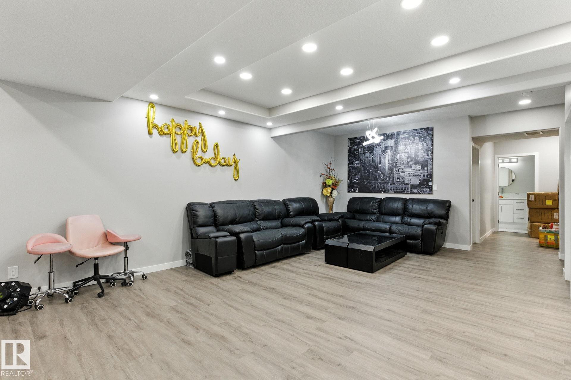 https://zimg.paragon.ice.com/ParagonImages/Property/PM/RAE/225398442/30/0/0/ba7c2bb184b61fc2281d5250402d686e/1/7eb10eddc7c9606716392f473a3815a8/225398442-53507EED-CCE1-40B4-B16F-17EEEFEEEAB6.JPG