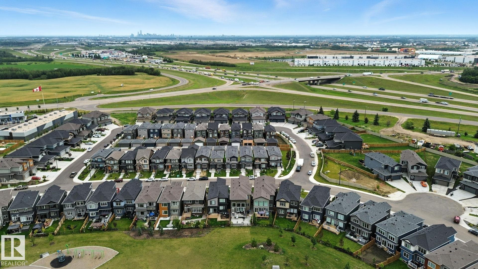 https://zimg.paragon.ice.com/ParagonImages/Property/PM/RAE/225398442/48/0/0/69389b29447ae05232724c8e2c19ee7b/1/7eb10eddc7c9606716392f473a3815a8/225398442-2EA4C639-8FC9-438B-A8AC-EA7514F6B14A.JPG