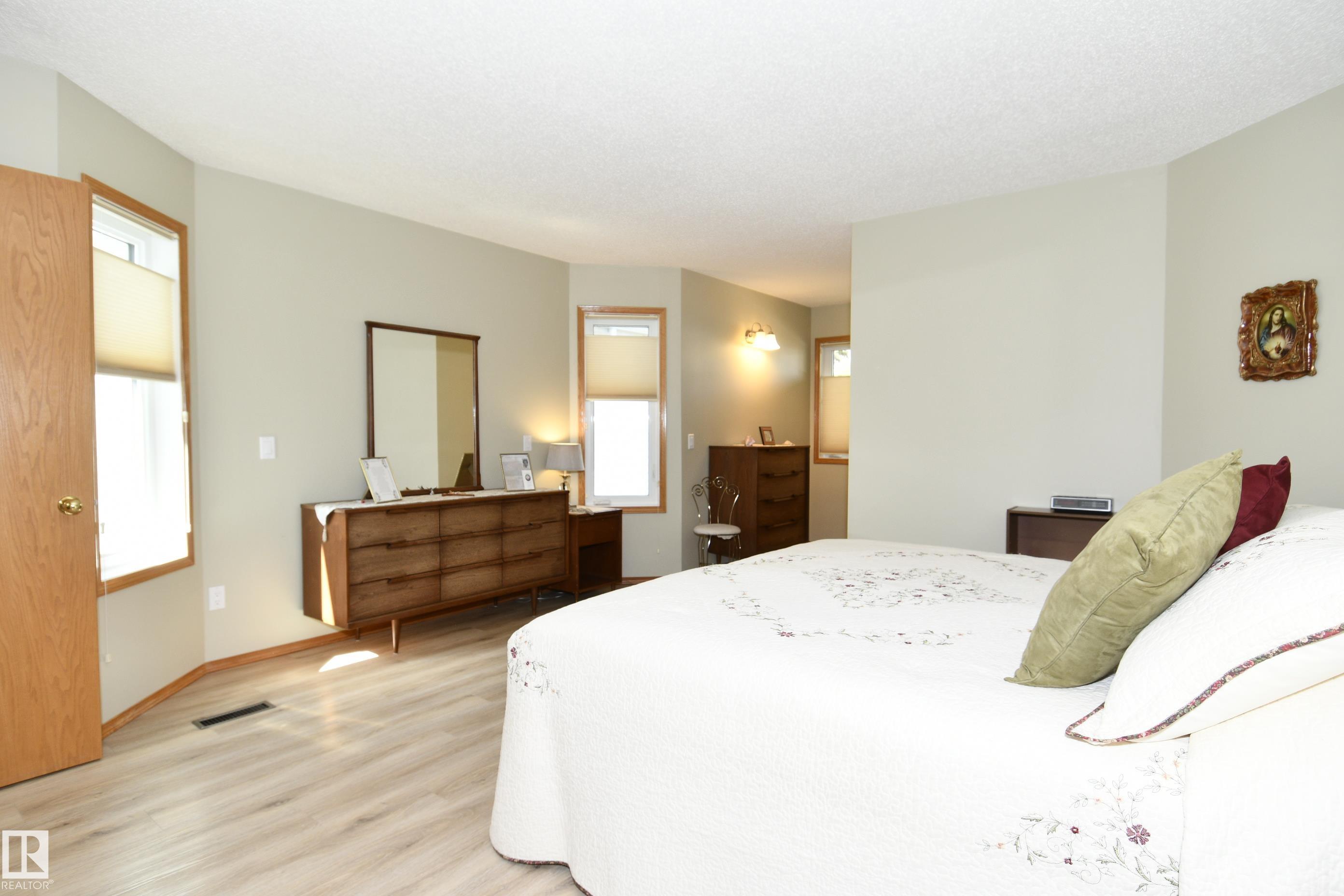 Photo 18 at 103 Lakeside Place, Lakeside Estates, Leduc