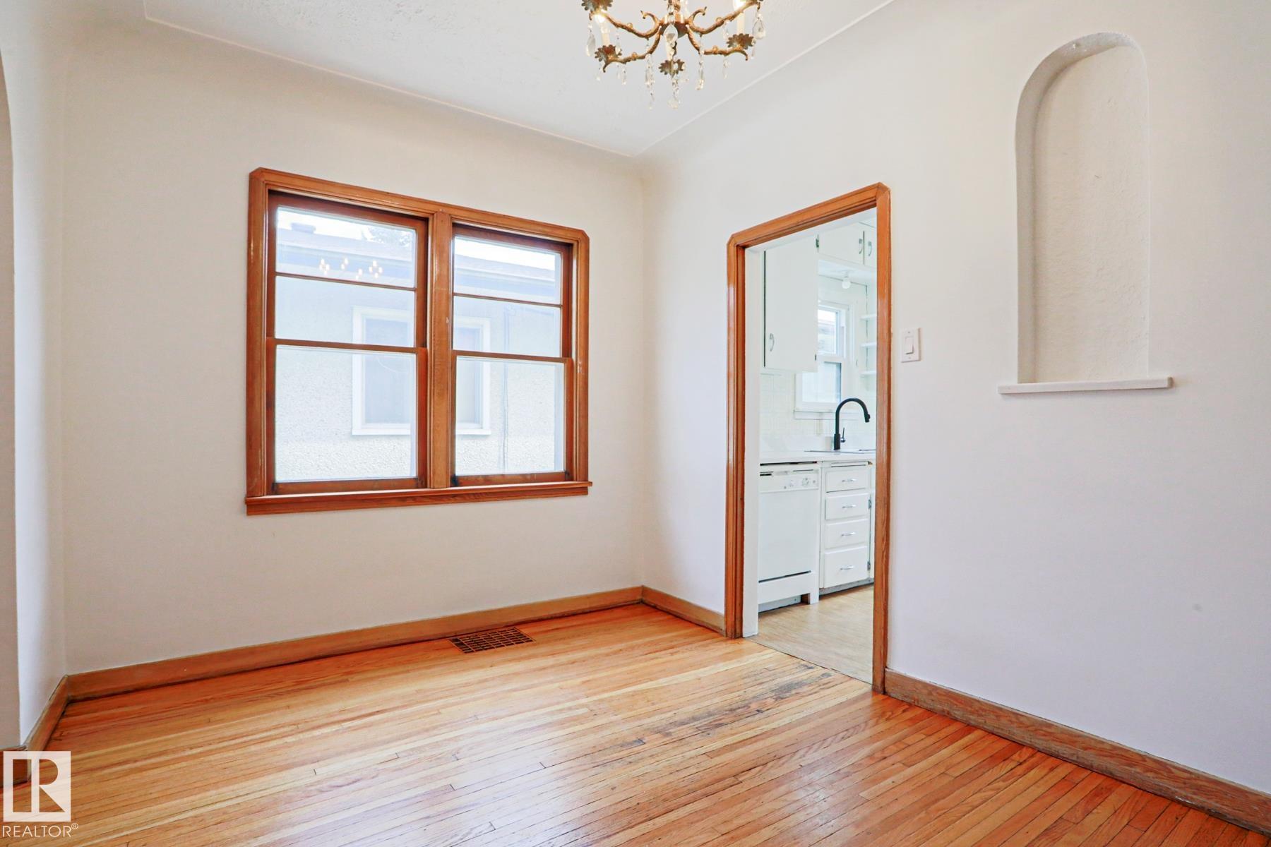 Photo 13 at 9611 81 Avenue NW, Ritchie, Edmonton