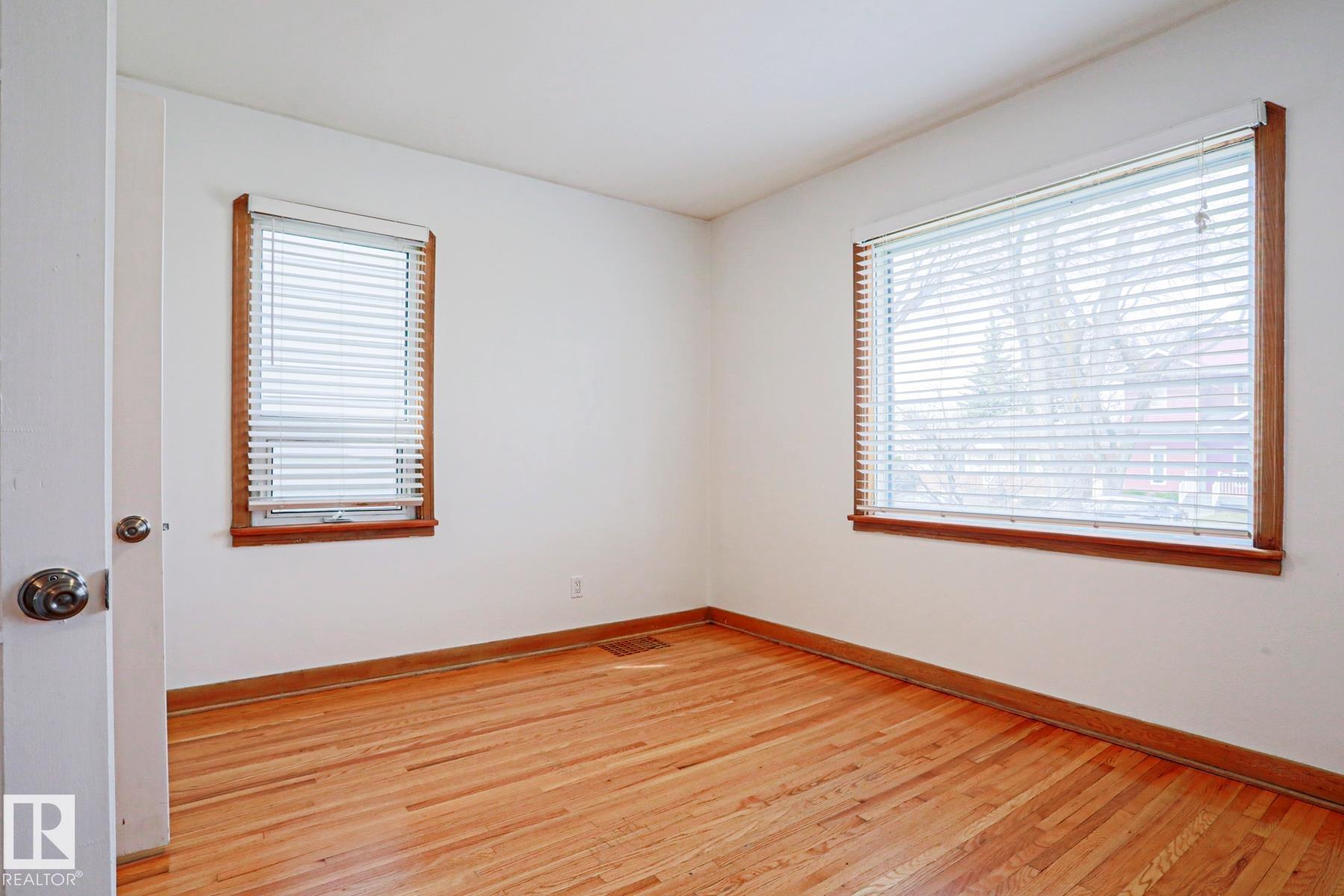 Photo 15 at 9611 81 Avenue NW, Ritchie, Edmonton
