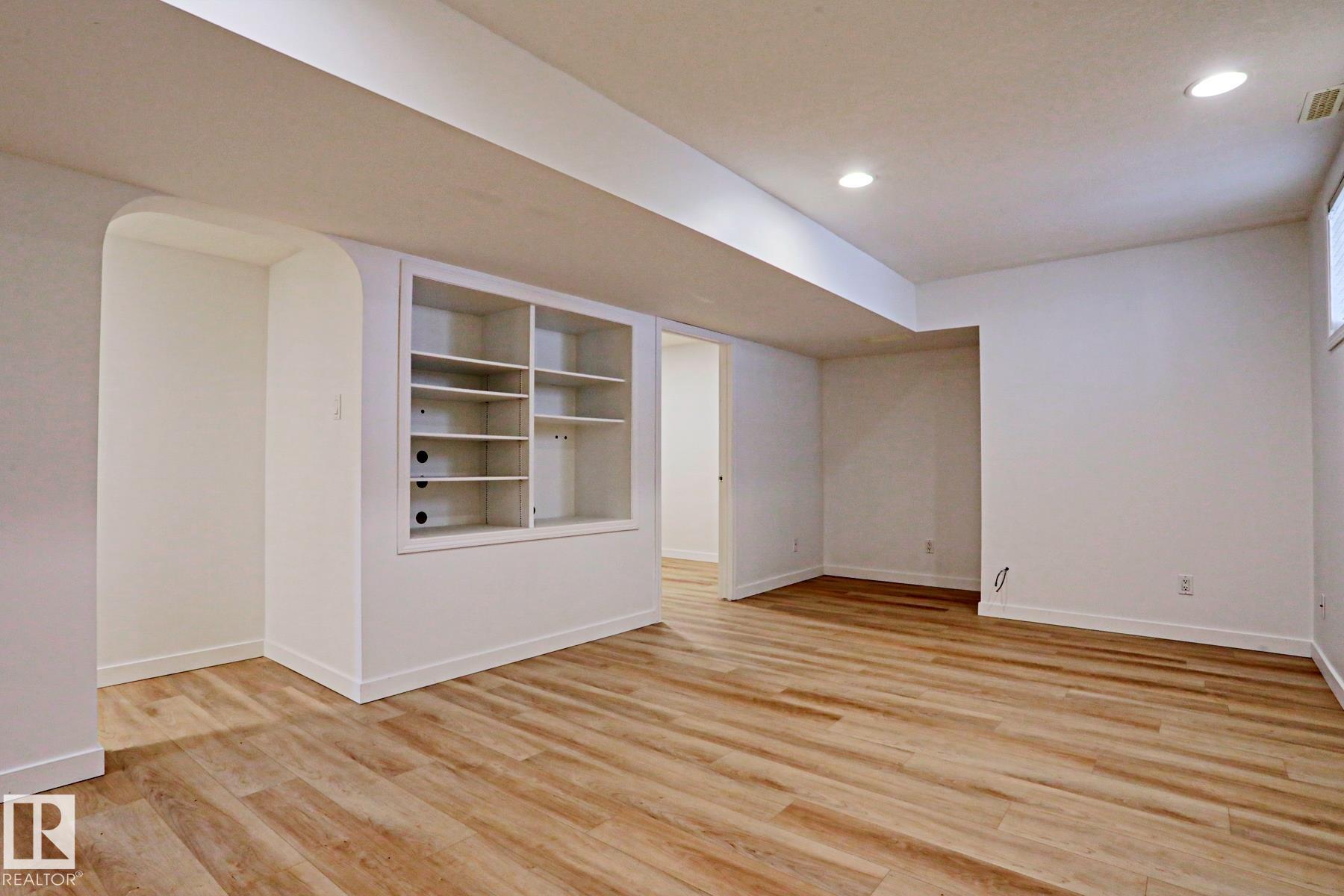 Photo 34 at 9611 81 Avenue NW, Ritchie, Edmonton