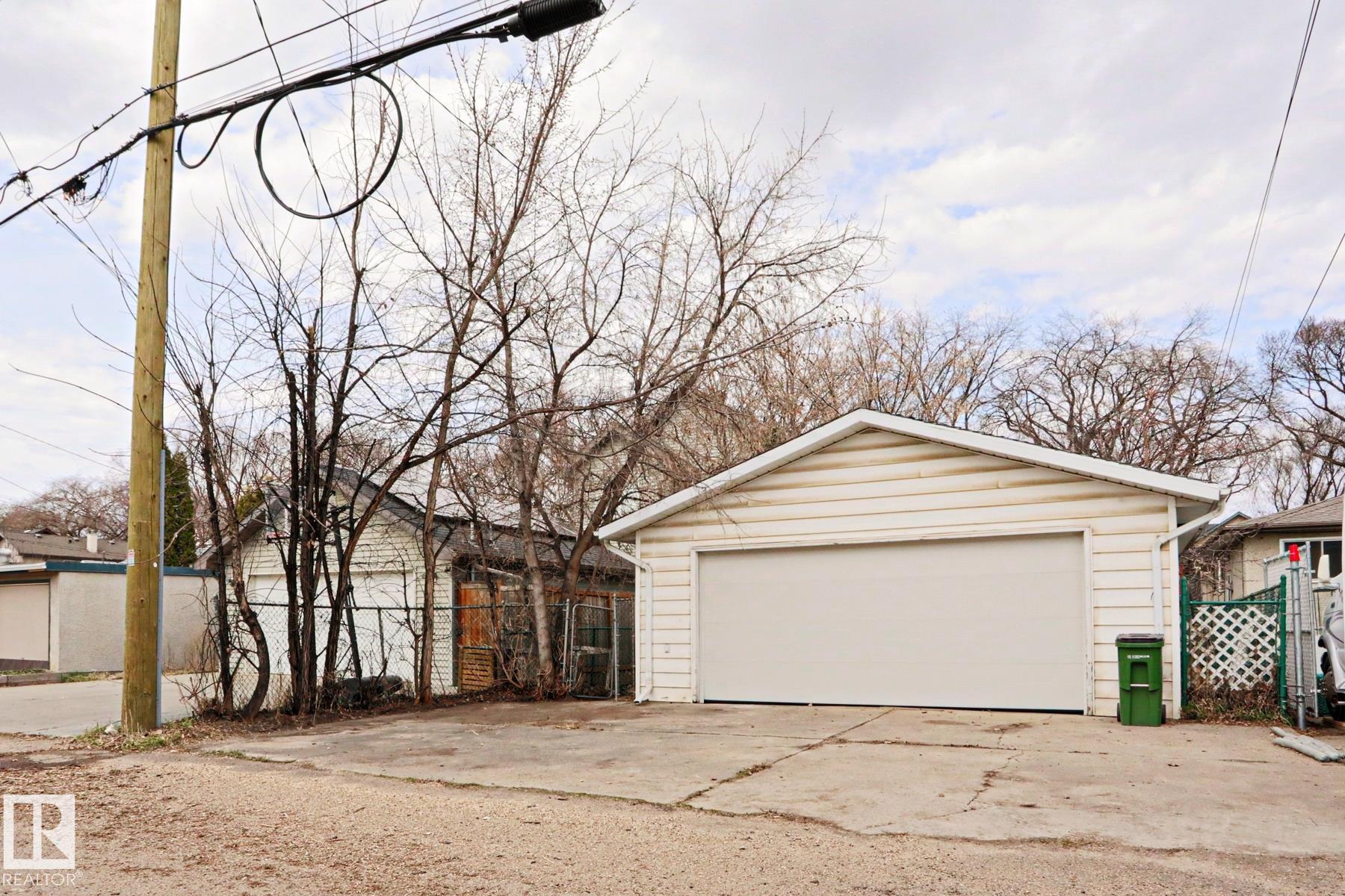 Photo 54 at 9611 81 Avenue NW, Ritchie, Edmonton
