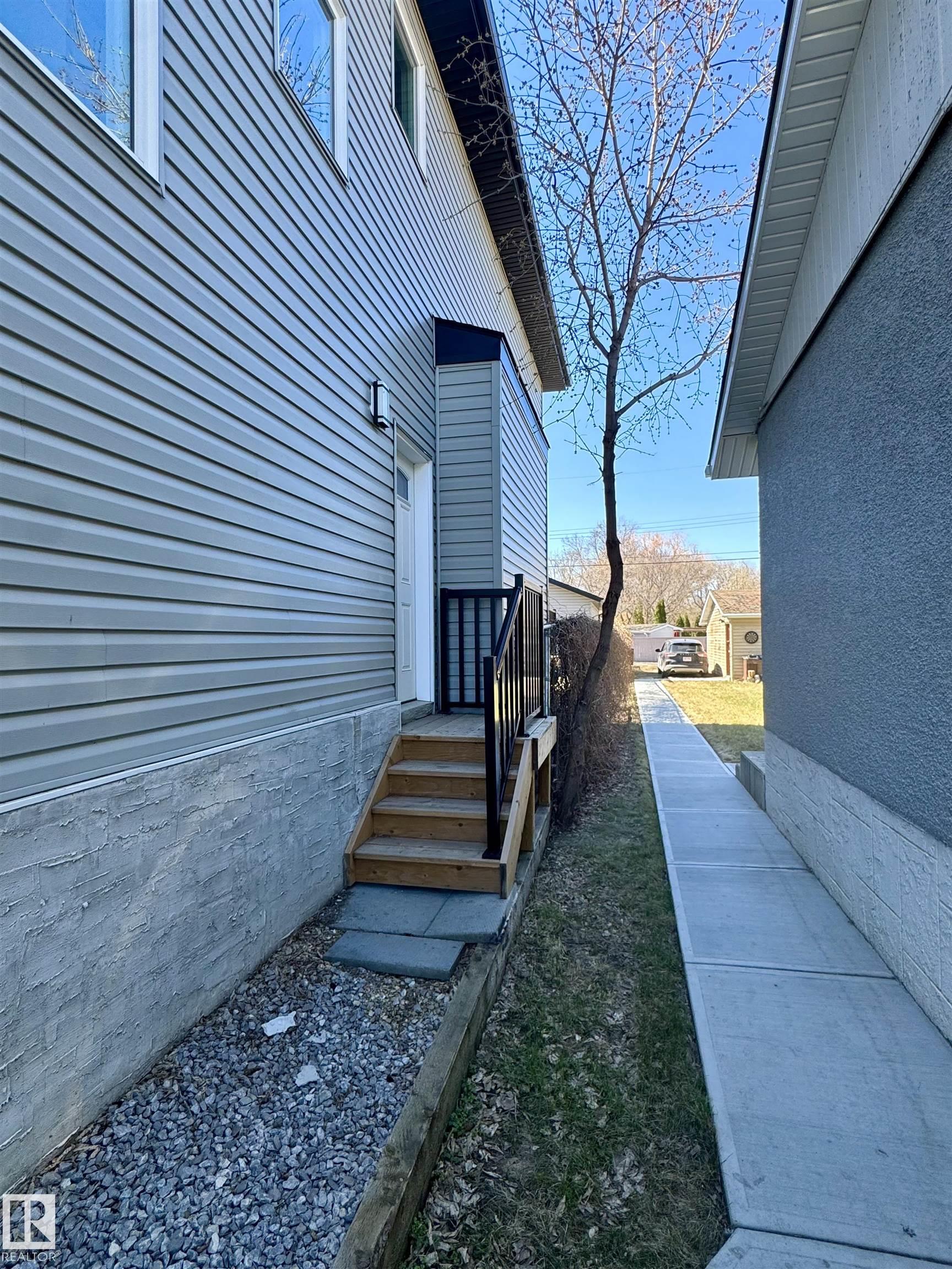 https://zimg.paragon.ice.com/ParagonImages/Property/PM/RAE/225398483/57/0/0/86e03213c0142622ab854c72a5833346/1/21f456cebe1502393db55f52d81b67be/225398483-79c92bc1-8645-474f-83b3-98031a4de634.JPG