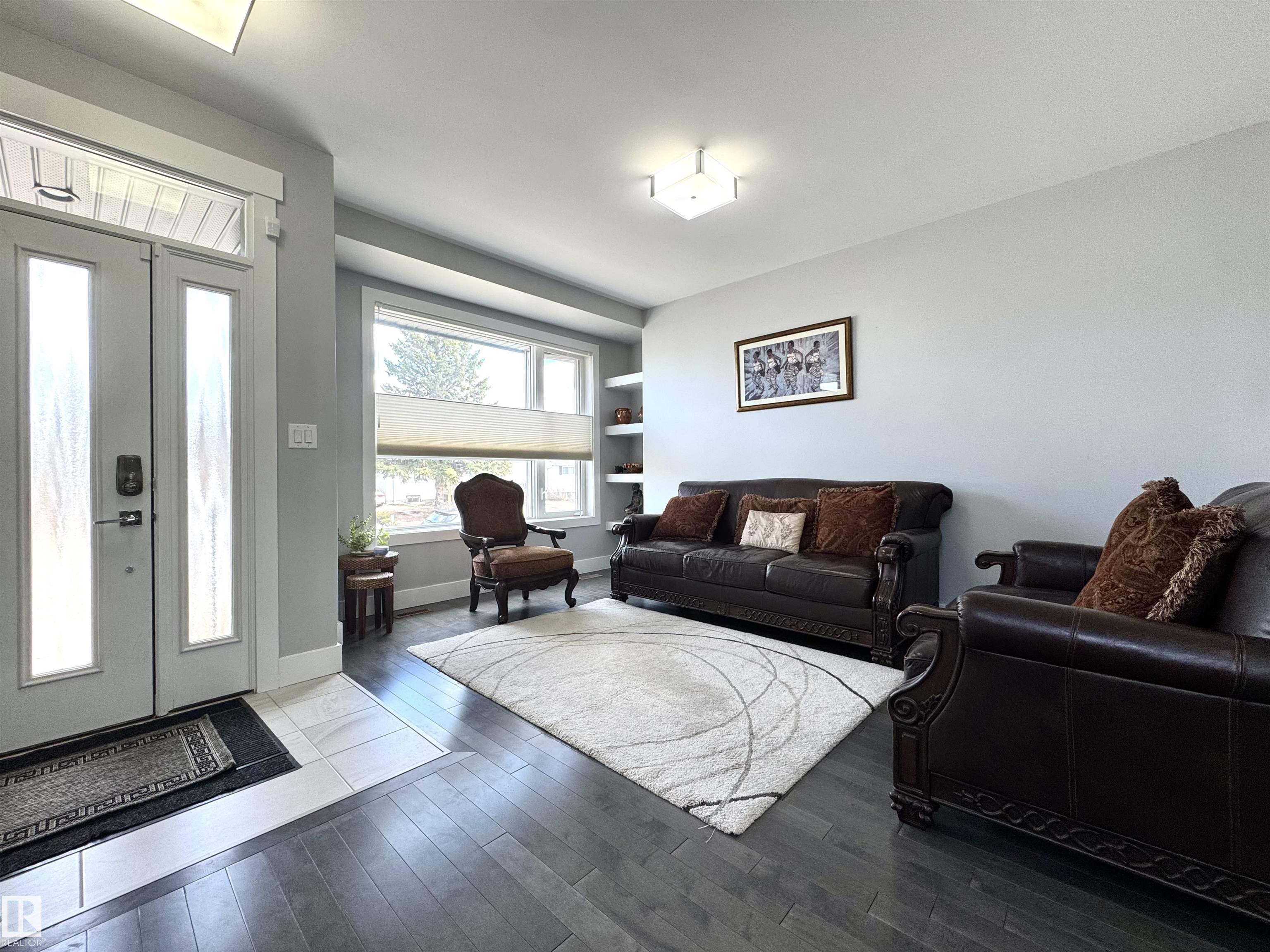 Photo 7 at 9220 154 Street NW, Sherwood, Edmonton