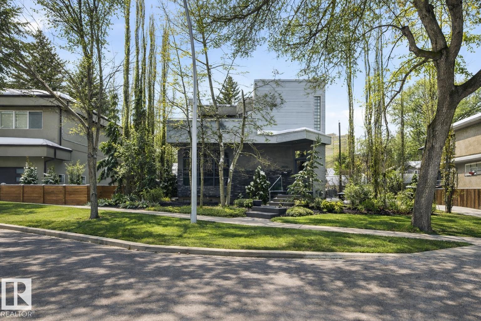 Photo 6 at 9012 98 Street NW, Strathcona, Edmonton