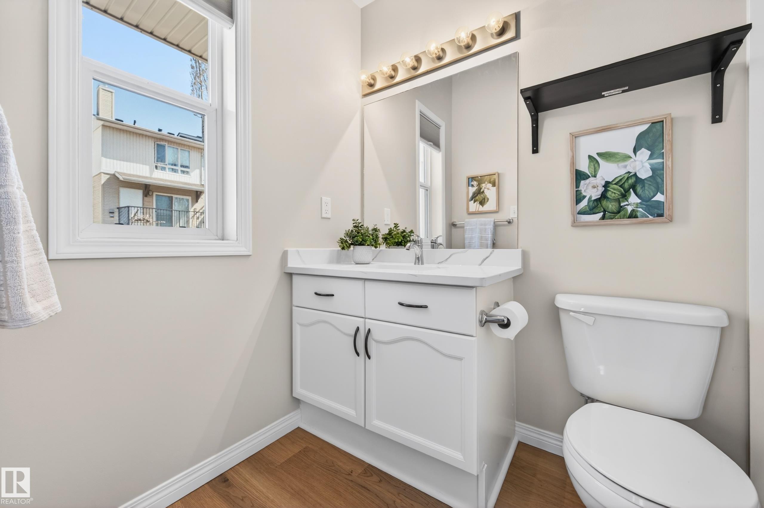 Photo 13 at 222 - 4304 139 Avenue NW, Clareview Town Centre, Edmonton