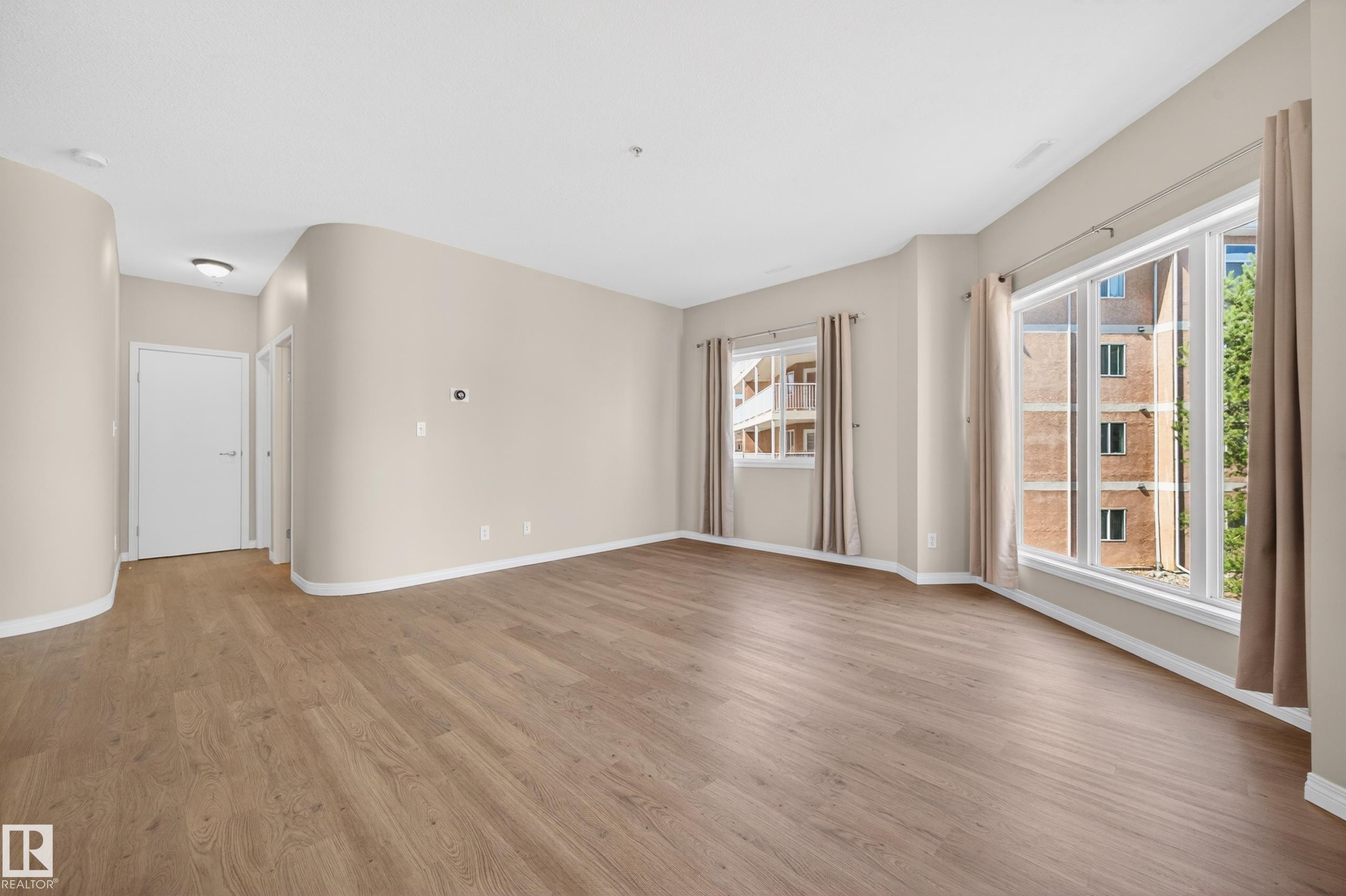 Photo 3 at 222 - 4304 139 Avenue NW, Clareview Town Centre, Edmonton
