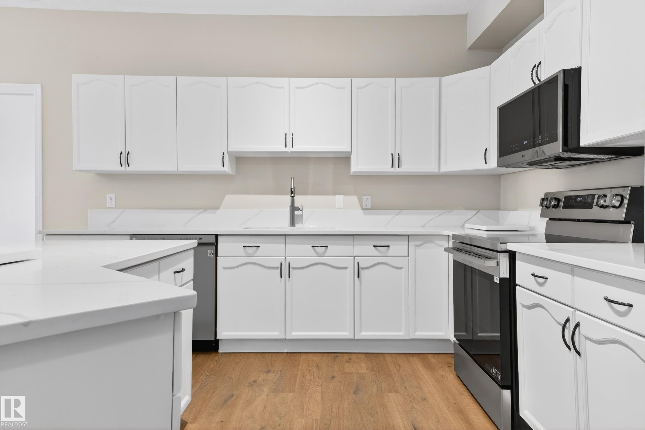 Photo 9 at 222 - 4304 139 Avenue NW, Clareview Town Centre, Edmonton