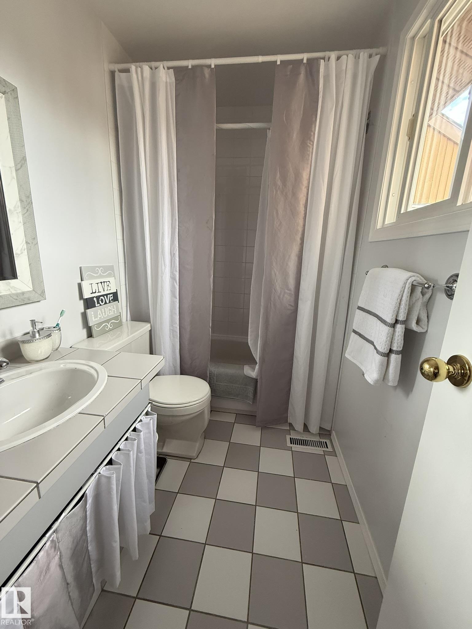 Photo 23 at 18525 66 Avenue NW, Ormsby Place, Edmonton