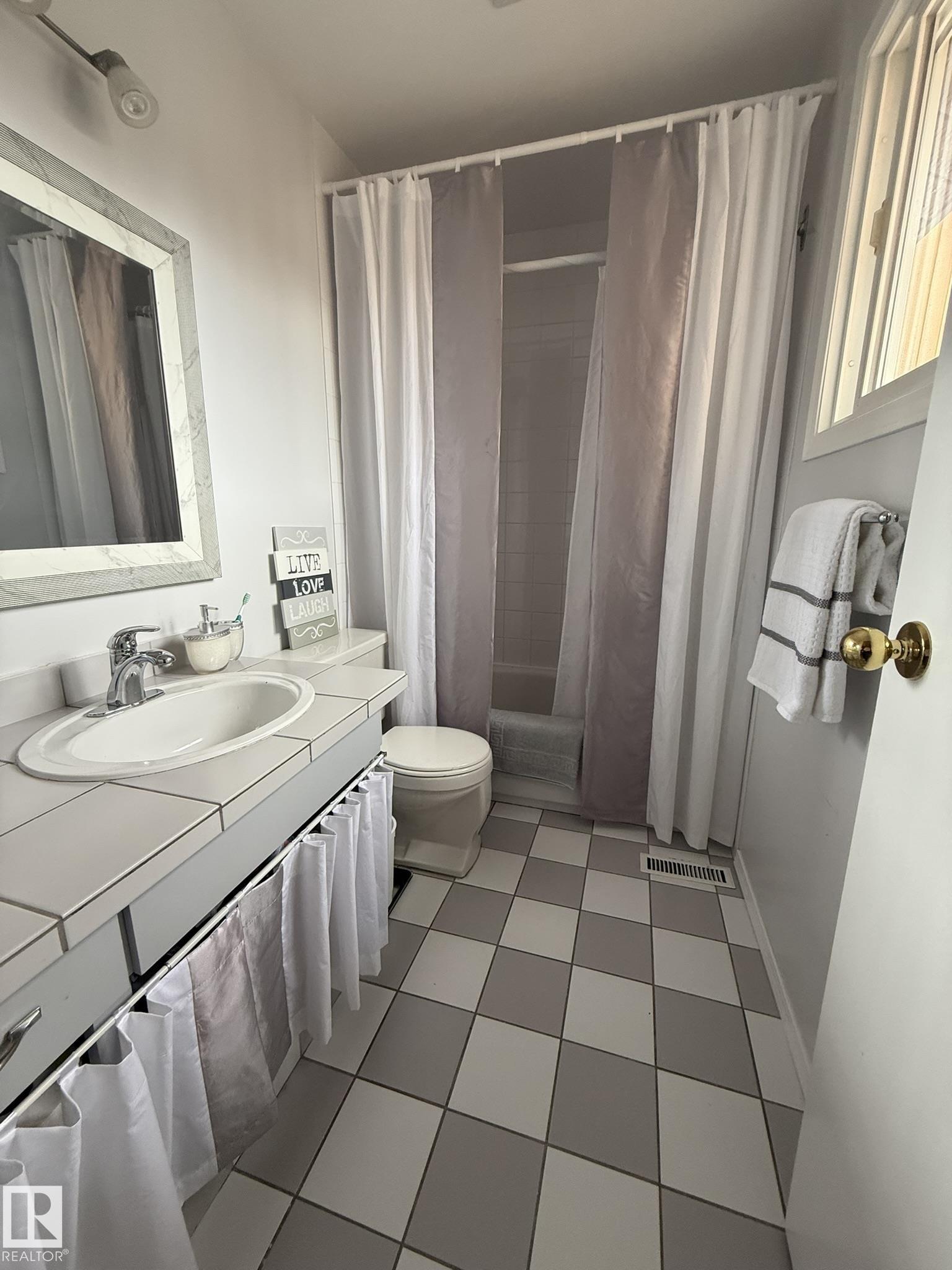 Photo 26 at 18525 66 Avenue NW, Ormsby Place, Edmonton