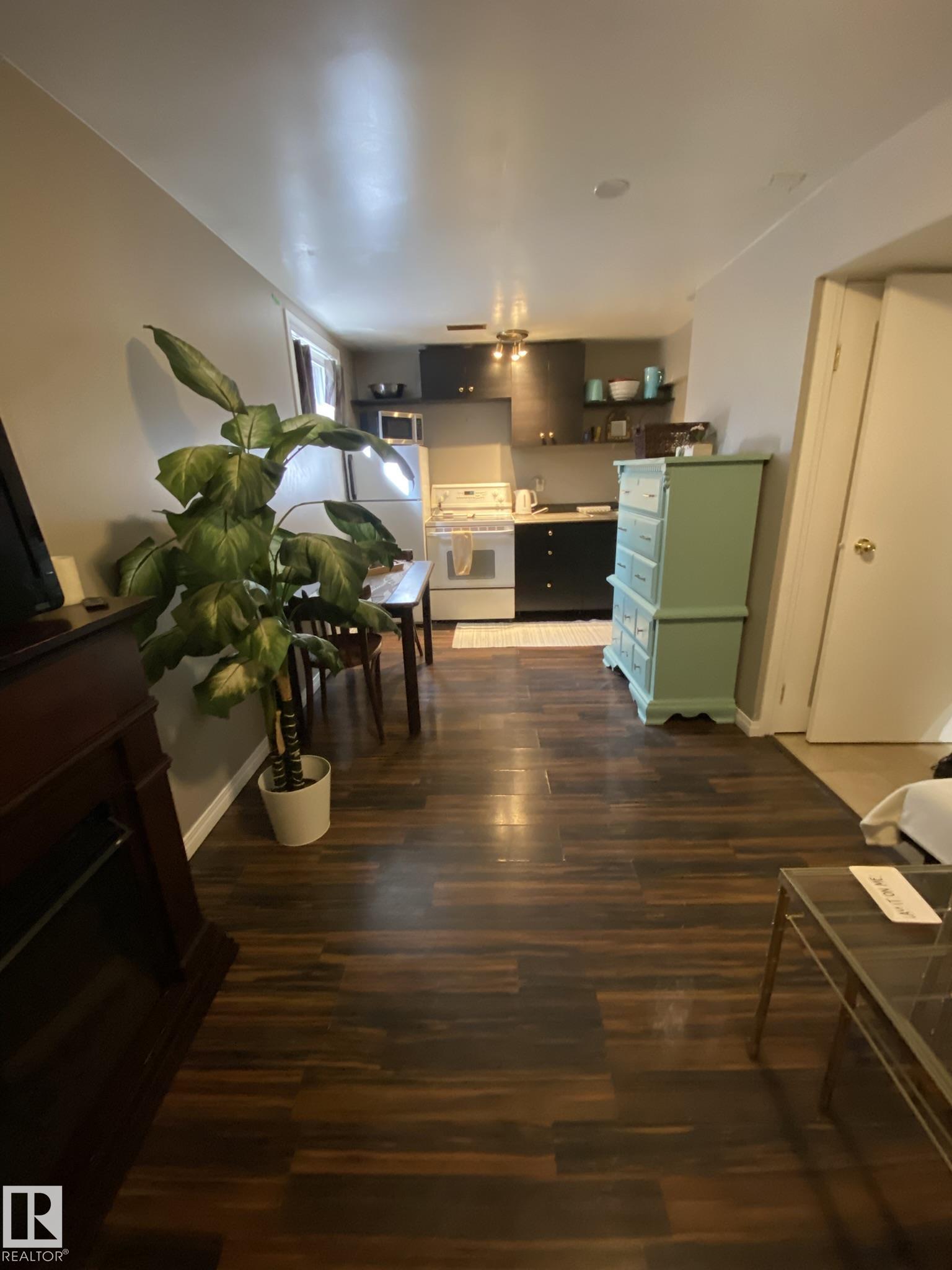 Photo 32 at 18525 66 Avenue NW, Ormsby Place, Edmonton
