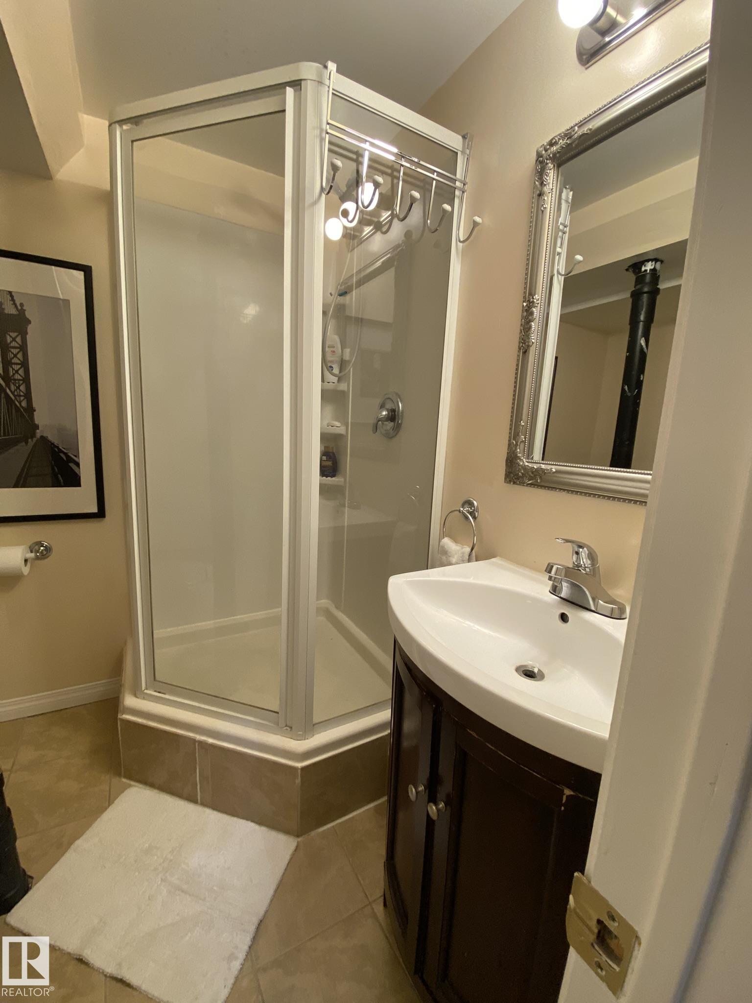 Photo 35 at 18525 66 Avenue NW, Ormsby Place, Edmonton