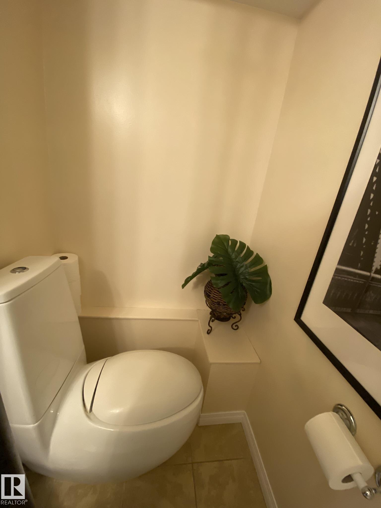 Photo 36 at 18525 66 Avenue NW, Ormsby Place, Edmonton