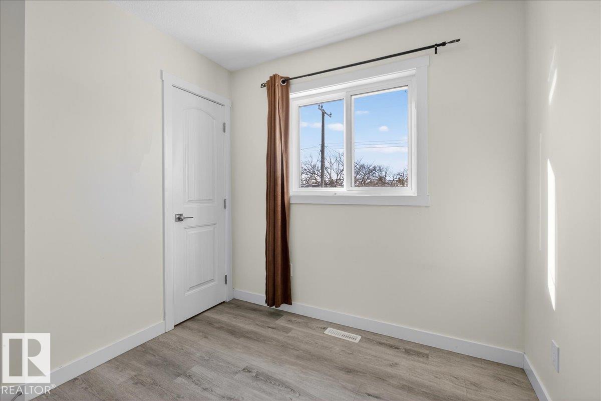 Photo 29 at 2 - 11616 82 Street NW, Parkdale, Edmonton