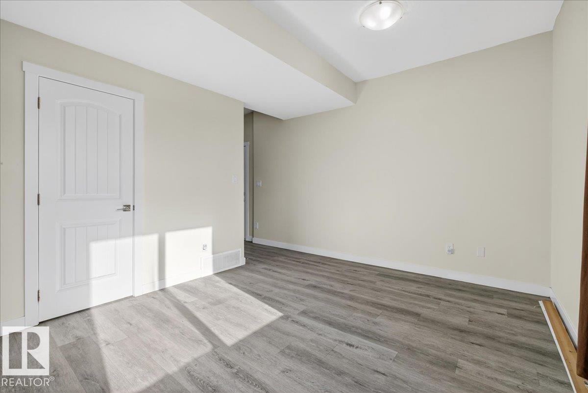 Photo 10 at 2 - 11616 82 Street NW, Parkdale, Edmonton