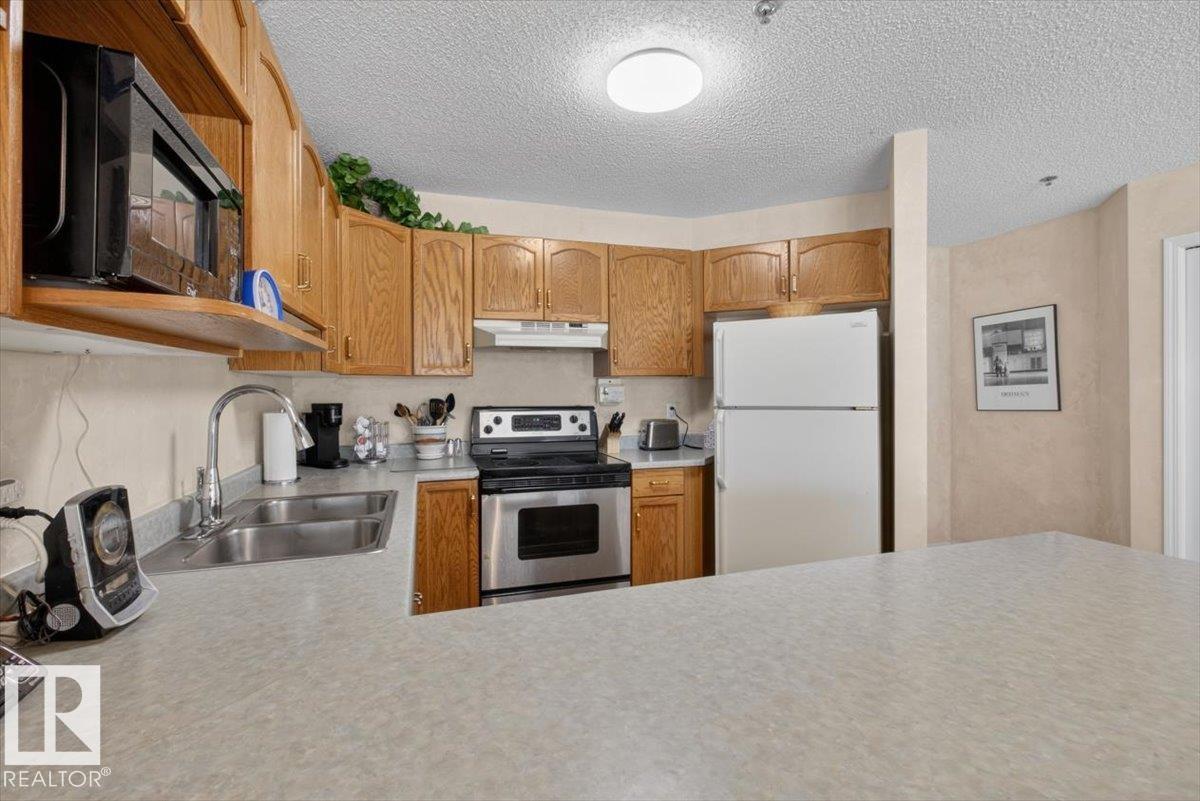 Photo 11 at 105 - 5212 25 Avenue NW, Mill Woods Town Centre, Edmonton