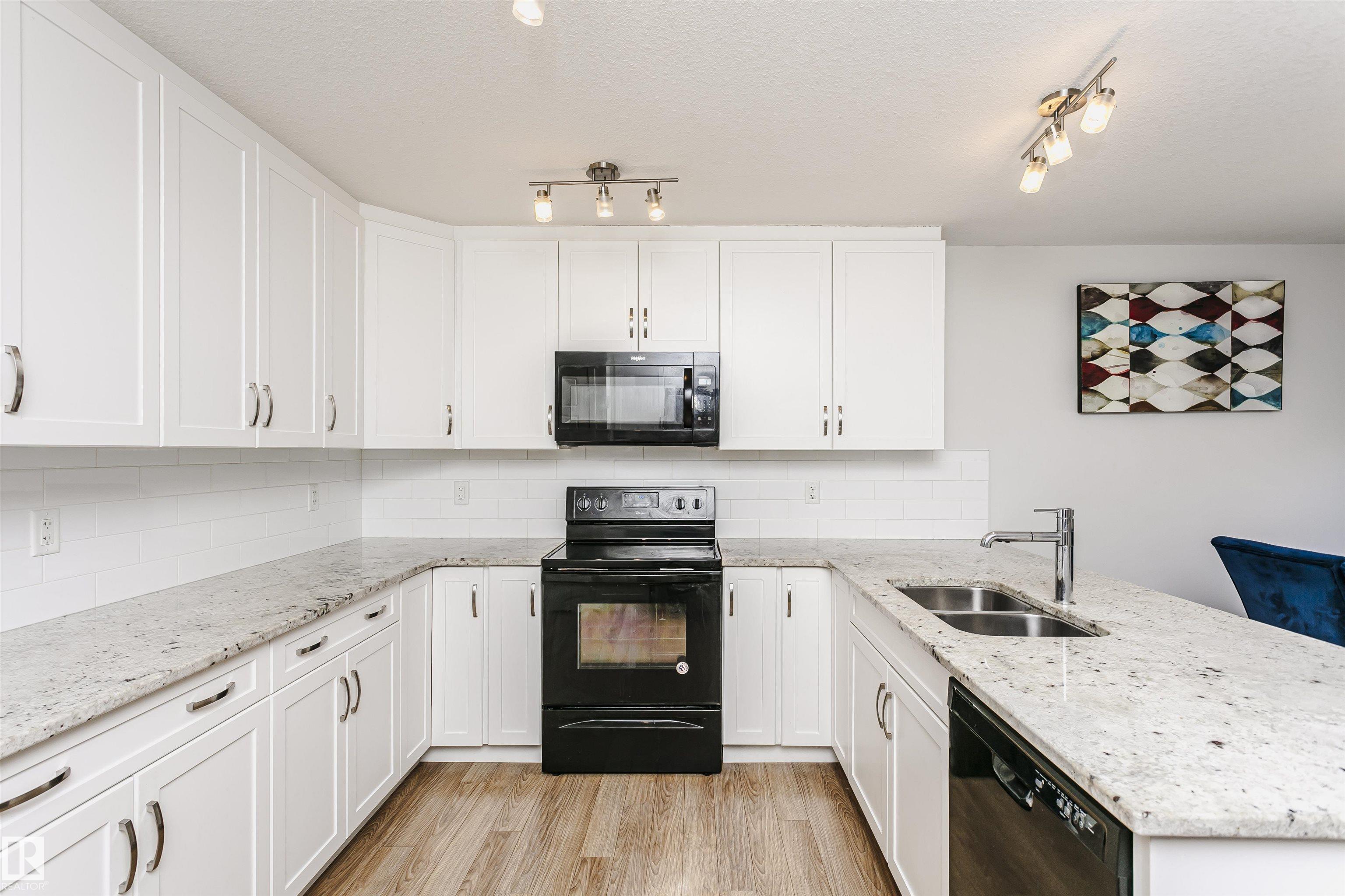 Photo 11 at 1230 163 Street SW, Glenridding Heights, Edmonton