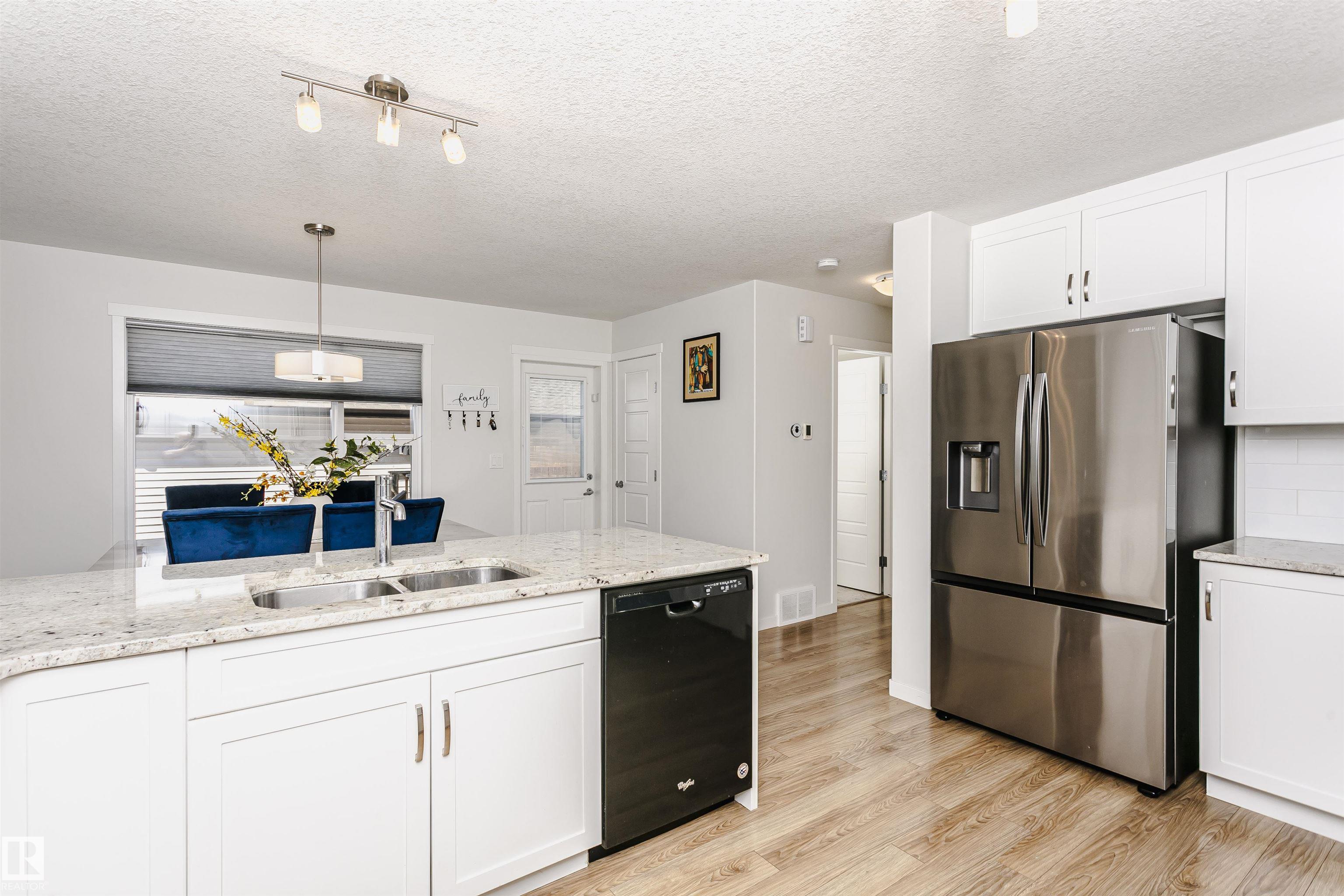 Photo 12 at 1230 163 Street SW, Glenridding Heights, Edmonton