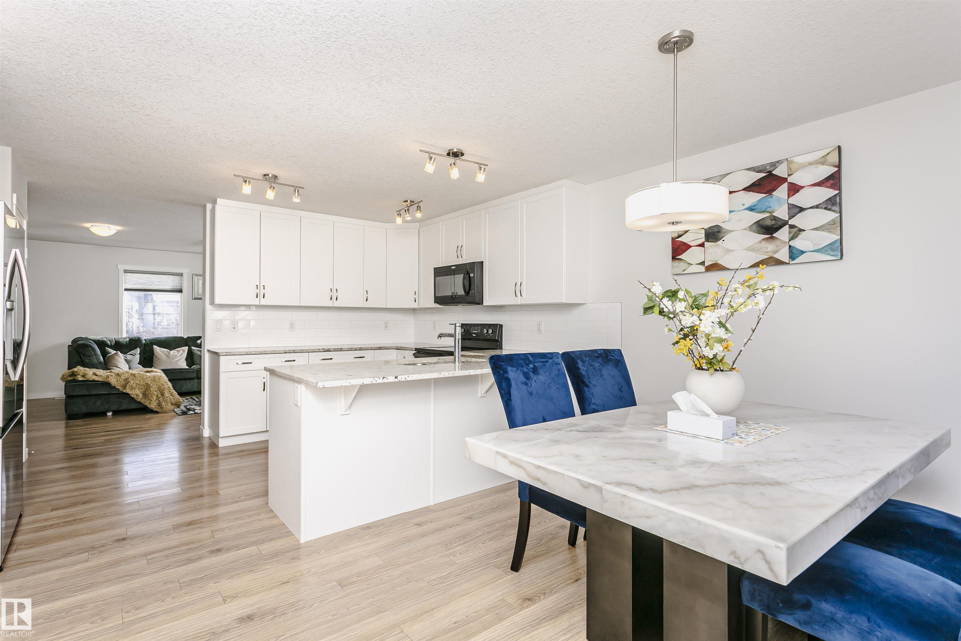 https://zimg.paragon.ice.com/ParagonImages/Property/PM/RAE/225398502/21/0/0/c05194139bc87aef5d31893d411531f7/1/5c34344c1c80c4c6825416c33bcdd378/225398502-26a31c55-4cb7-42fd-8173-39aec244a3ff.JPG