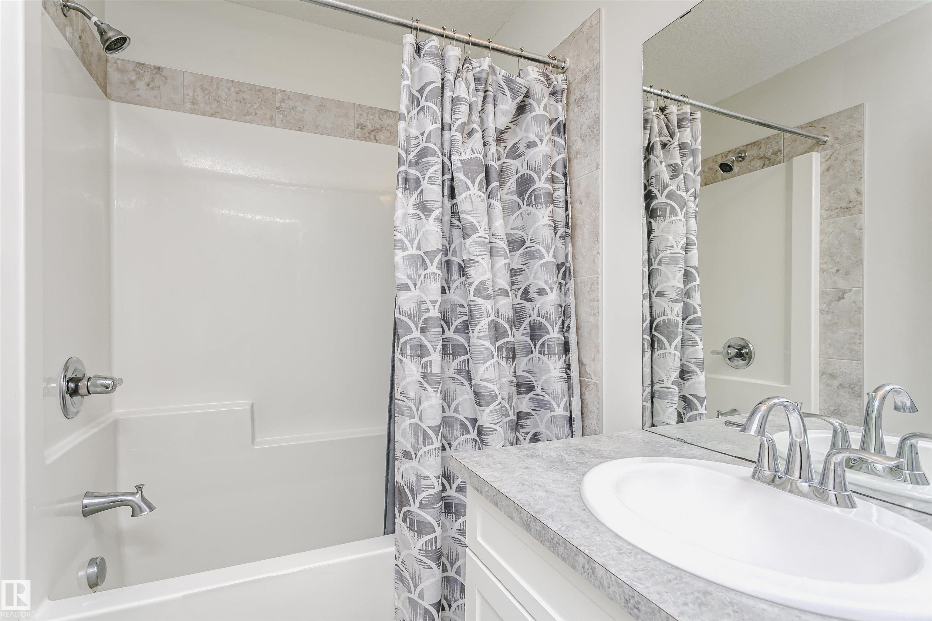 https://zimg.paragon.ice.com/ParagonImages/Property/PM/RAE/225398502/40/0/0/001701d2ba96867944ae0fc7c16e3e0b/1/5c34344c1c80c4c6825416c33bcdd378/225398502-0cf2ac8c-7e2b-415c-910a-174aa4e9f665.JPG