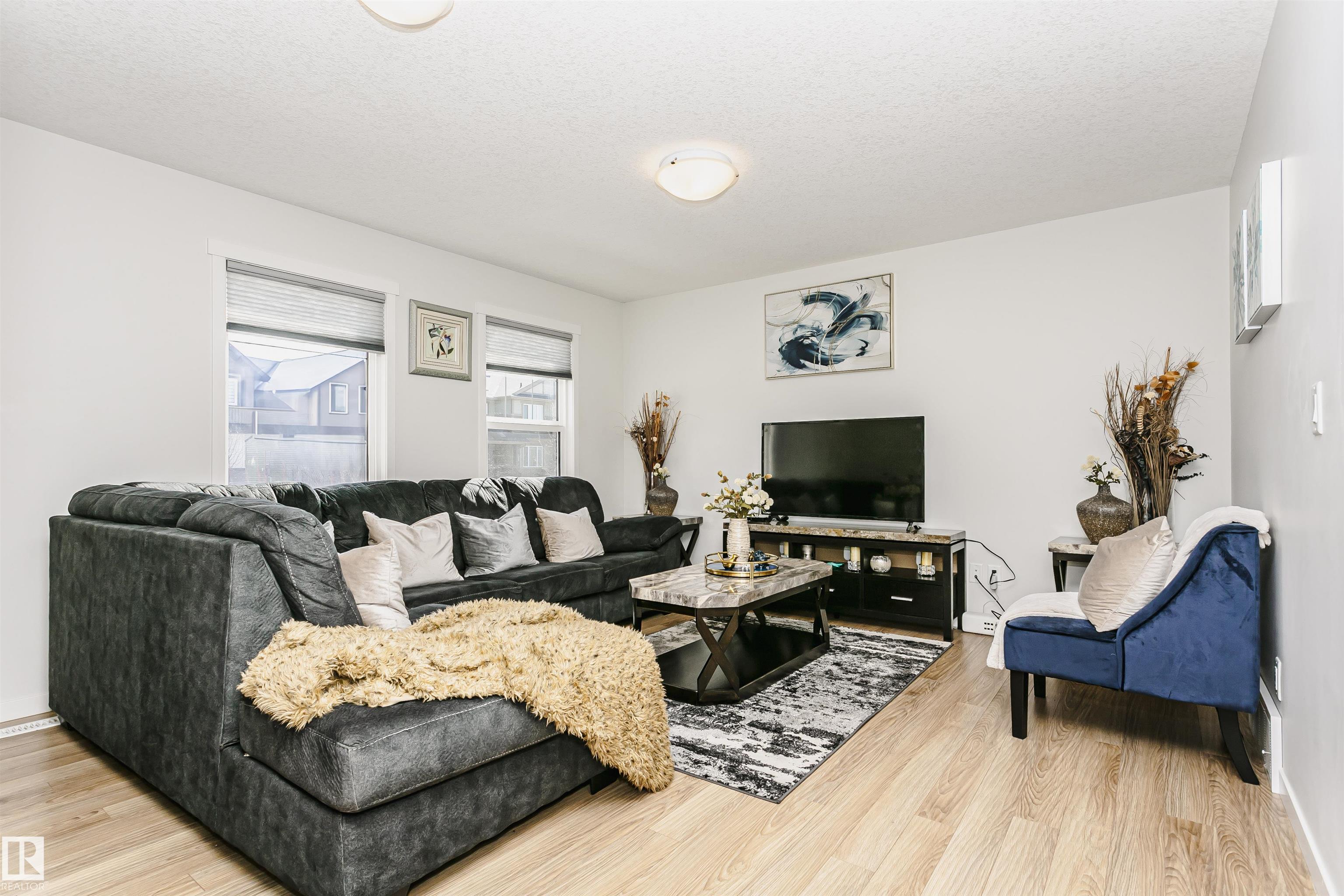 https://zimg.paragon.ice.com/ParagonImages/Property/PM/RAE/225398502/6/0/0/e63c951e3773457f55b428f7296144c2/1/5c34344c1c80c4c6825416c33bcdd378/225398502-6ddfc1d9-0edd-4345-82f0-2026c1d81fcc.JPG