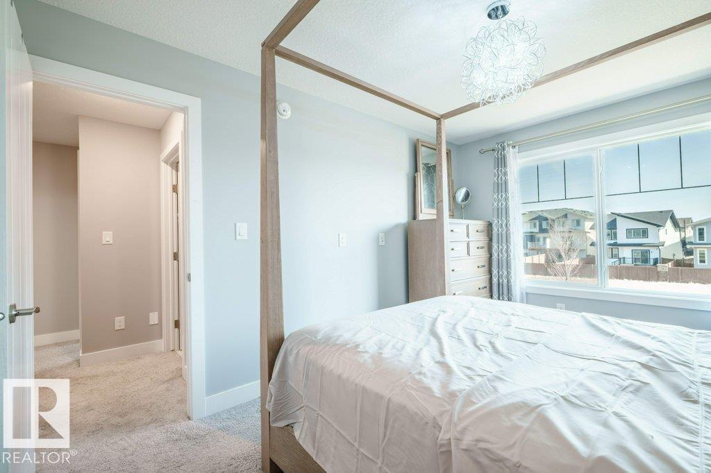 https://zimg.paragon.ice.com/ParagonImages/Property/PM/RAE/225398503/40/0/0/747a238a4a30e8adde9e16a4abe61bf5/1/12fcf484367cbfafd0ef90de36c73b97/225398503-3c21ab8b-bc29-422e-b097-9e1253fb5cfc.JPG