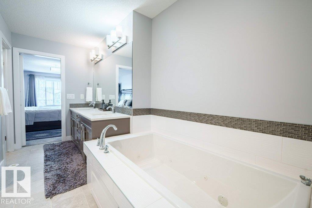 https://zimg.paragon.ice.com/ParagonImages/Property/PM/RAE/225398503/50/0/0/84607952695ec8173e6b022975f50f24/1/12fcf484367cbfafd0ef90de36c73b97/225398503-251cdec3-76d2-4670-bd5a-bcaec5bd1d89.JPG