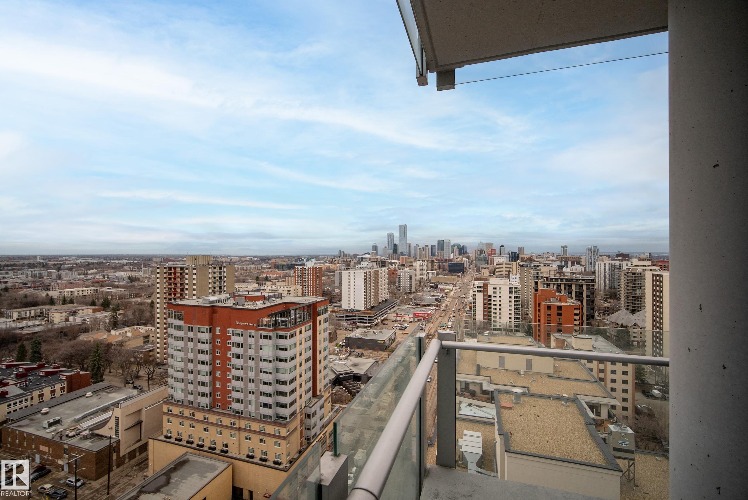 https://zimg.paragon.ice.com/ParagonImages/Property/PM/RAE/225398505/27/0/0/a2bff8379db29f1f97ace2d33d41286e/1/9dde936d92eecab7975c981a53506483/225398505-223dfd6e-5b45-4616-b0d1-a2bbeff99828.JPG