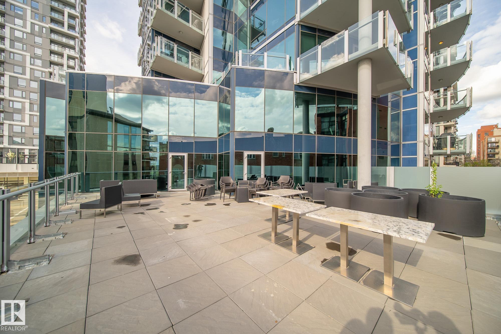 https://zimg.paragon.ice.com/ParagonImages/Property/PM/RAE/225398505/33/0/0/f385b7a01dcb0517eb8f448a6080daa4/1/9dde936d92eecab7975c981a53506483/225398505-865abbeb-a498-4b4c-bda8-07feea48e08e.JPG