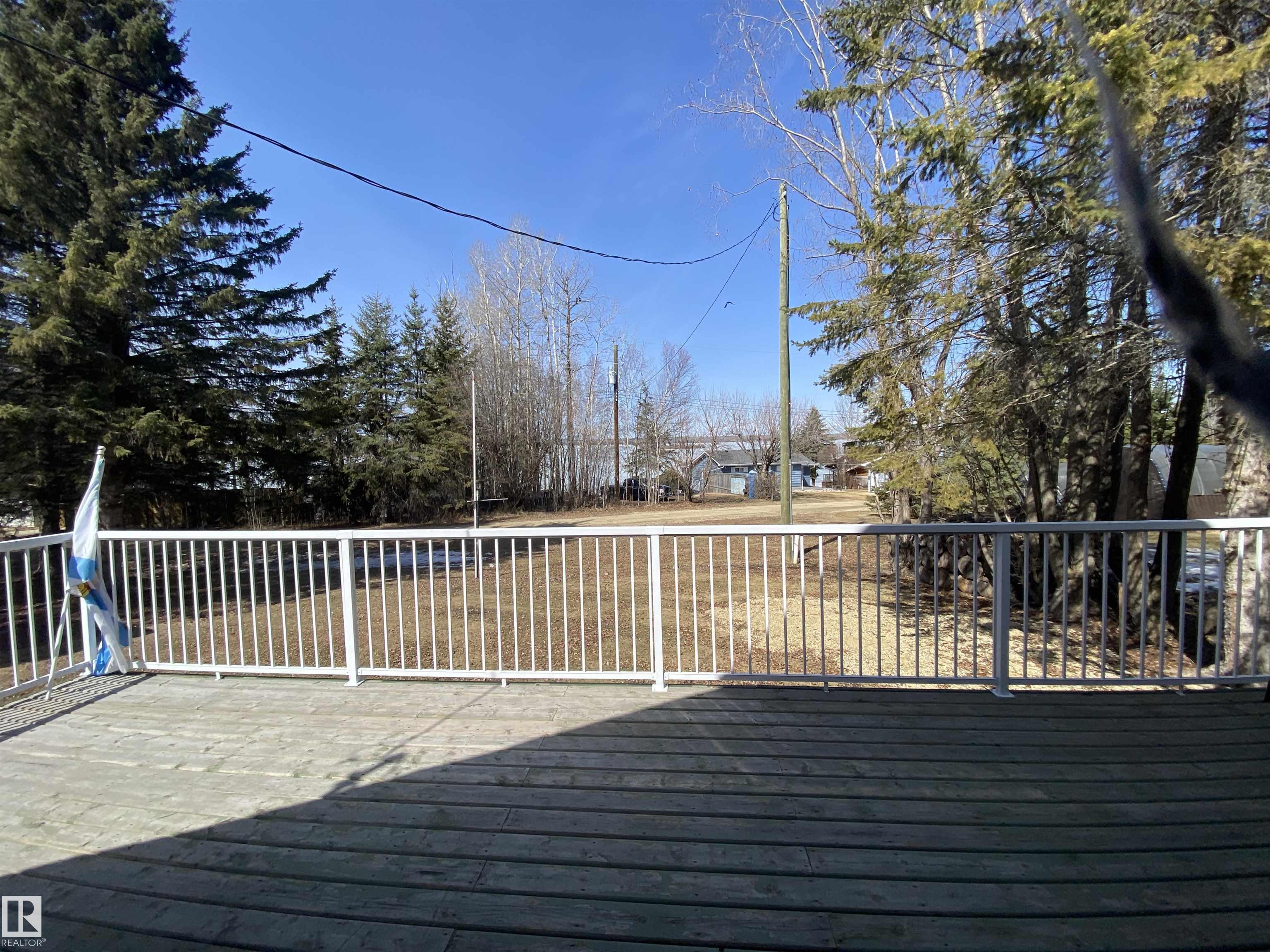 41 5414 Twp Rd 535, Eureka Beach, Rural Parkland County