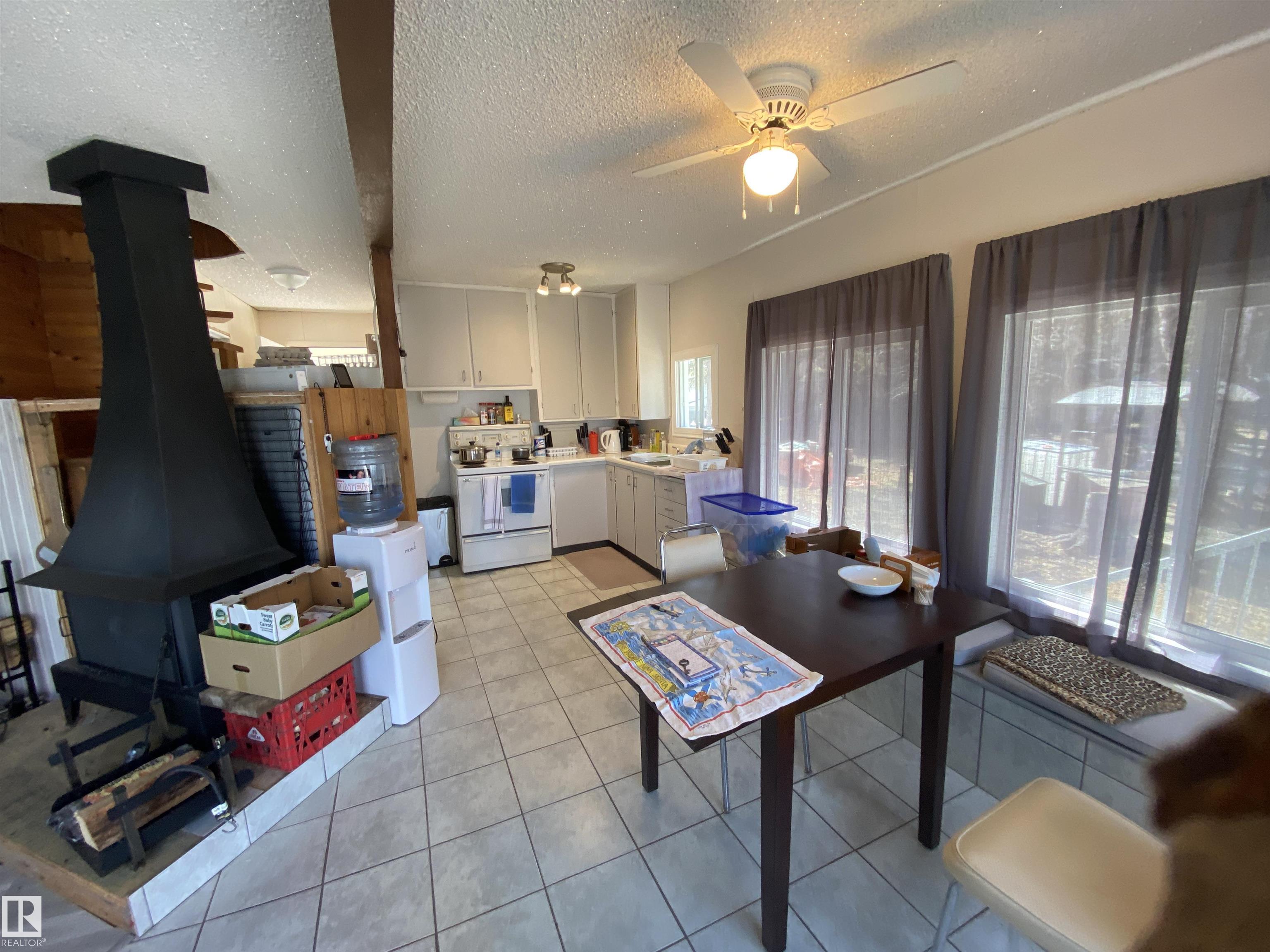 41 5414 Twp Rd 535, Eureka Beach, Rural Parkland County