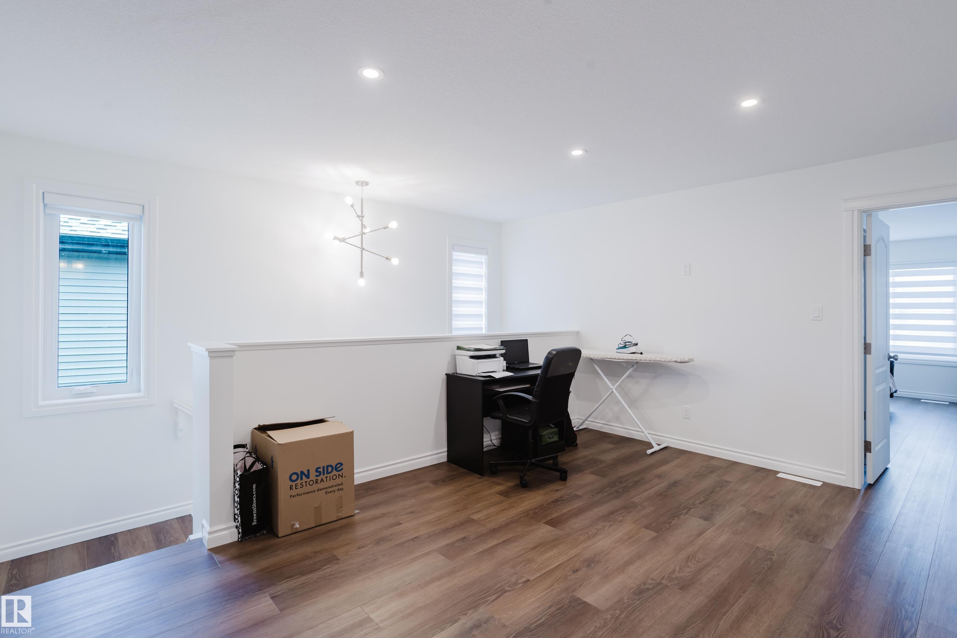 https://zimg.paragon.ice.com/ParagonImages/Property/PM/RAE/225398515/24/0/0/4fe115cc9d9bcc93c2cabc6b1a3f9c81/1/cd7be74fa1fdd7f2cda0ccc9c051d5b9/225398515-b198a650-d0a4-4823-b3d3-d6199c2b53ce.JPG