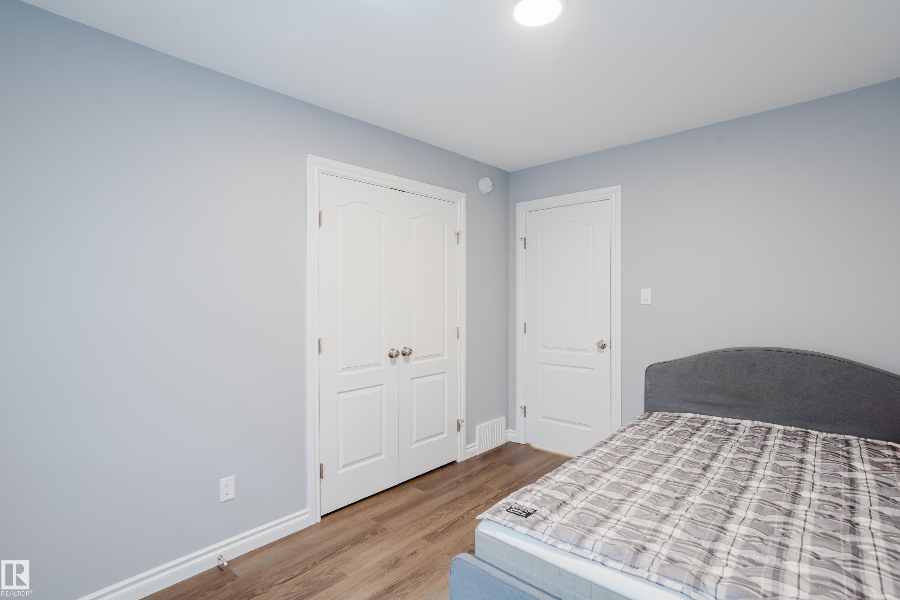 https://zimg.paragon.ice.com/ParagonImages/Property/PM/RAE/225398515/38/0/0/6620f48a515f79de753140fb28cc224d/1/cd7be74fa1fdd7f2cda0ccc9c051d5b9/225398515-66f7fbbf-69f6-4049-8f5a-1d85ce1301d6.JPG