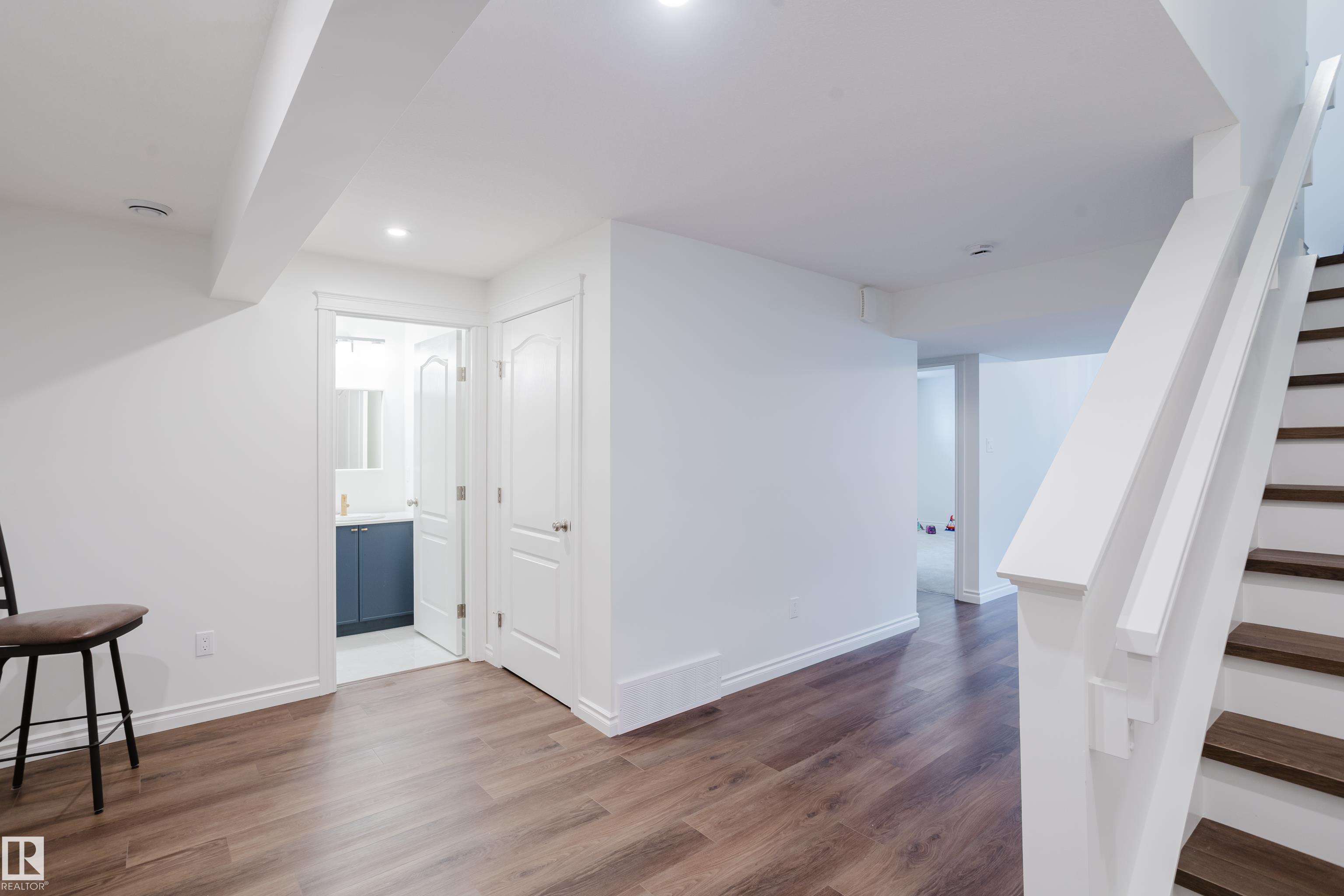 https://zimg.paragon.ice.com/ParagonImages/Property/PM/RAE/225398515/45/0/0/900d5a6b1c8596f12ddf9d6ea9e754f4/1/cd7be74fa1fdd7f2cda0ccc9c051d5b9/225398515-9bac0d86-182a-425e-ac3d-777b53eee8ef.JPG