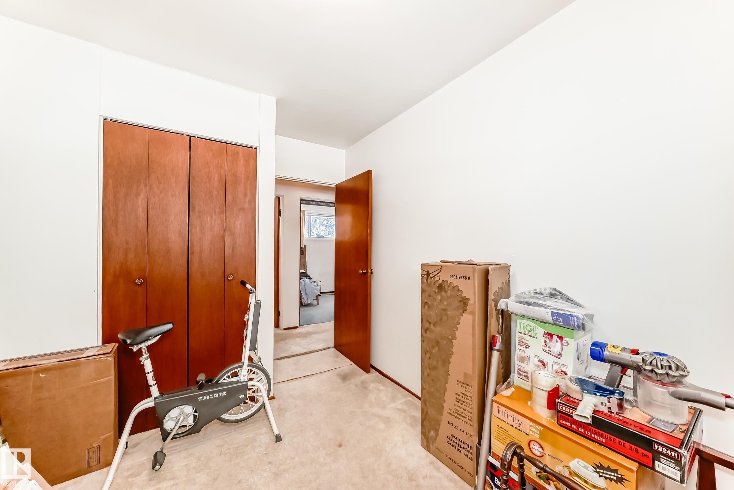 Photo 27 at 12237 135 Street NW, Dovercourt, Edmonton