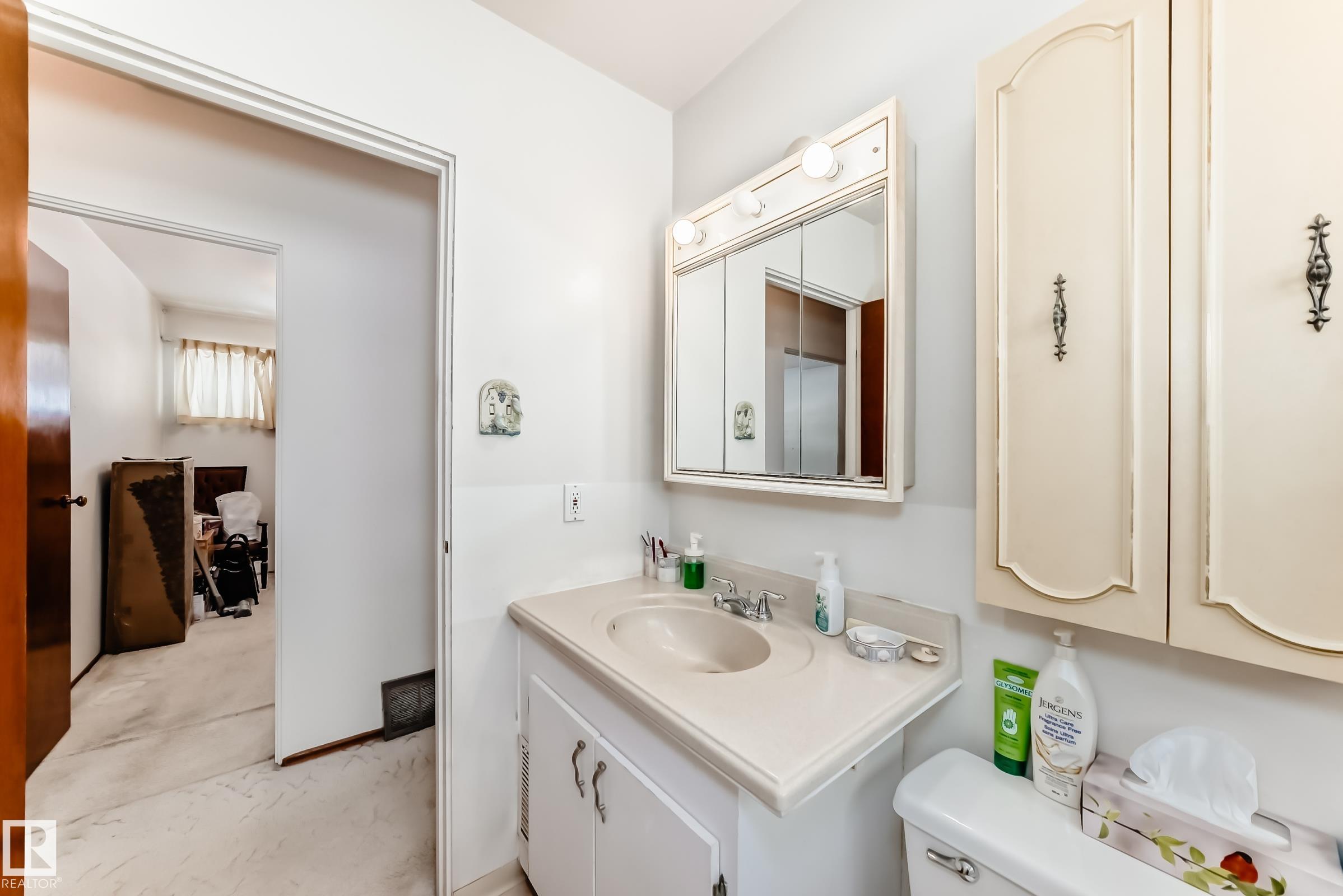 Photo 29 at 12237 135 Street NW, Dovercourt, Edmonton