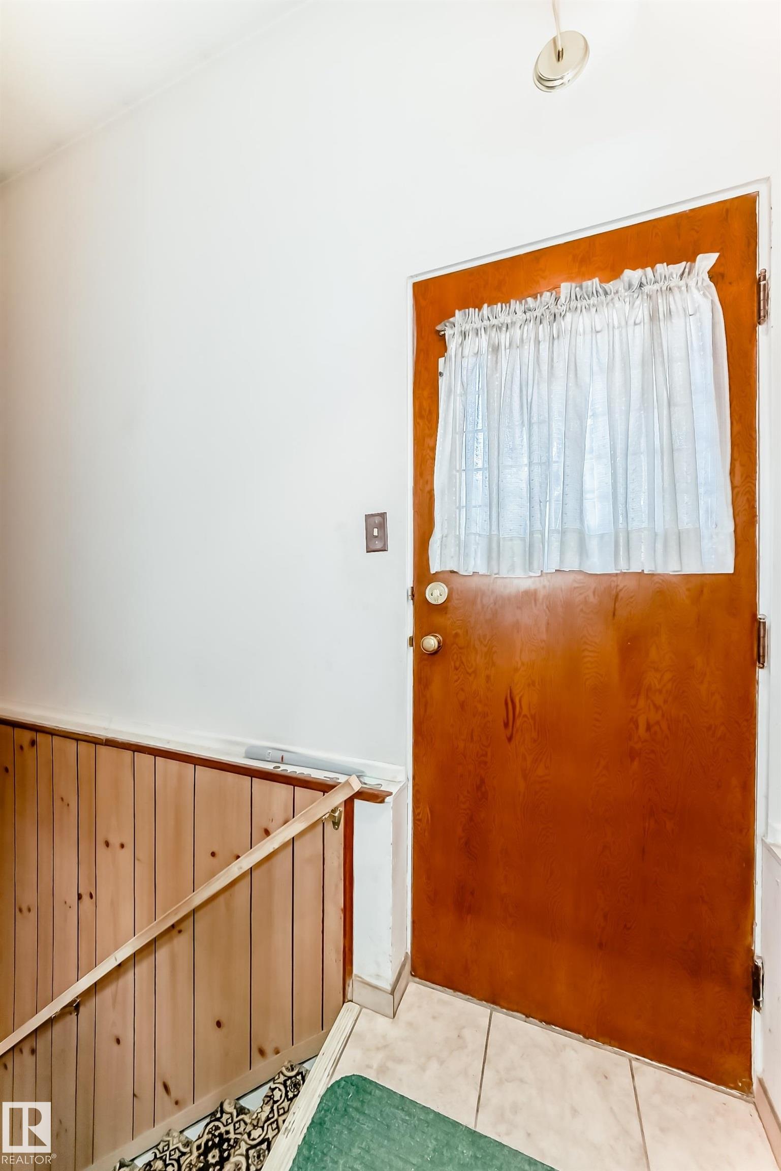 Photo 32 at 12237 135 Street NW, Dovercourt, Edmonton