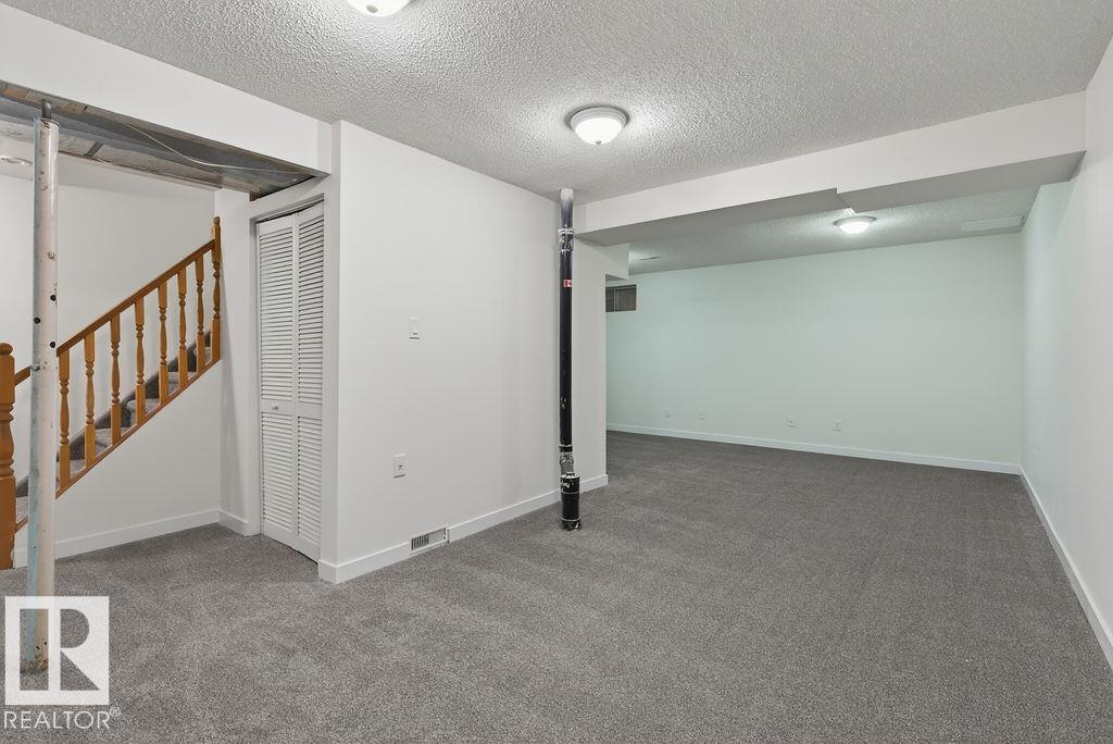 https://zimg.paragon.ice.com/ParagonImages/Property/PM/RAE/225398533/26/0/0/802adbbbbefc760759dd3747fe1df929/1/48dc45a761745d8a8b3528d700a2d043/225398533-c82a83b4-324c-402a-b72e-74caf70bf85f.JPG