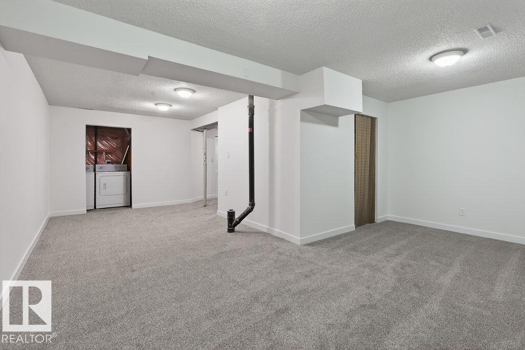 https://zimg.paragon.ice.com/ParagonImages/Property/PM/RAE/225398533/27/0/0/33f3b88cdf40e8a26abf3d69a422bfd4/1/48dc45a761745d8a8b3528d700a2d043/225398533-85f1709b-8f87-4e8f-92d7-401fd914f57a.JPG