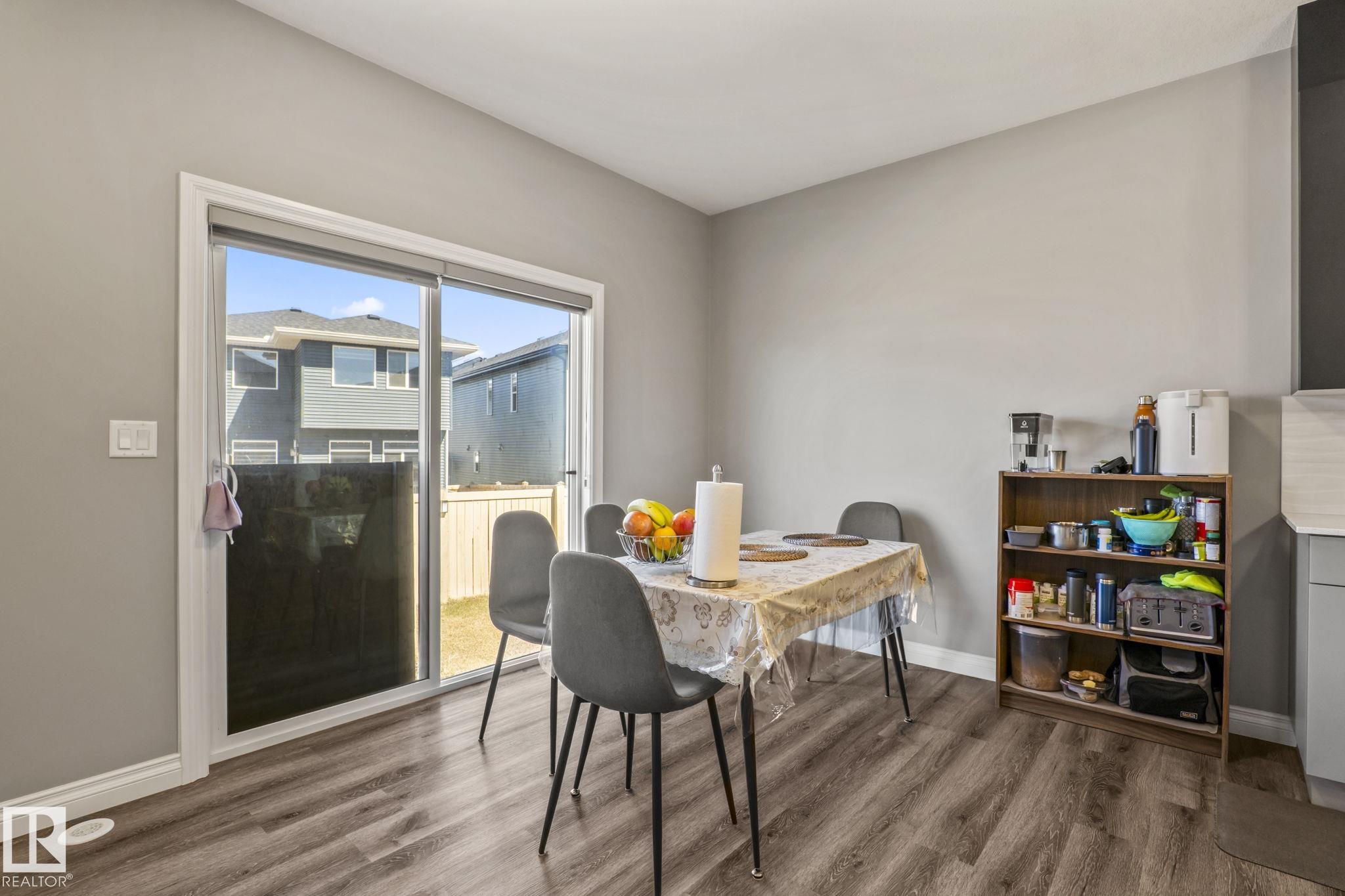 https://zimg.paragon.ice.com/ParagonImages/Property/PM/RAE/225398535/13/0/0/346eef63db5462ec1261e4594b500857/1/3bf93b7fe31023d3d91f41b28776d3eb/225398535-6d6e27a8-a321-4aad-a68f-fcc6c20d7545.JPG