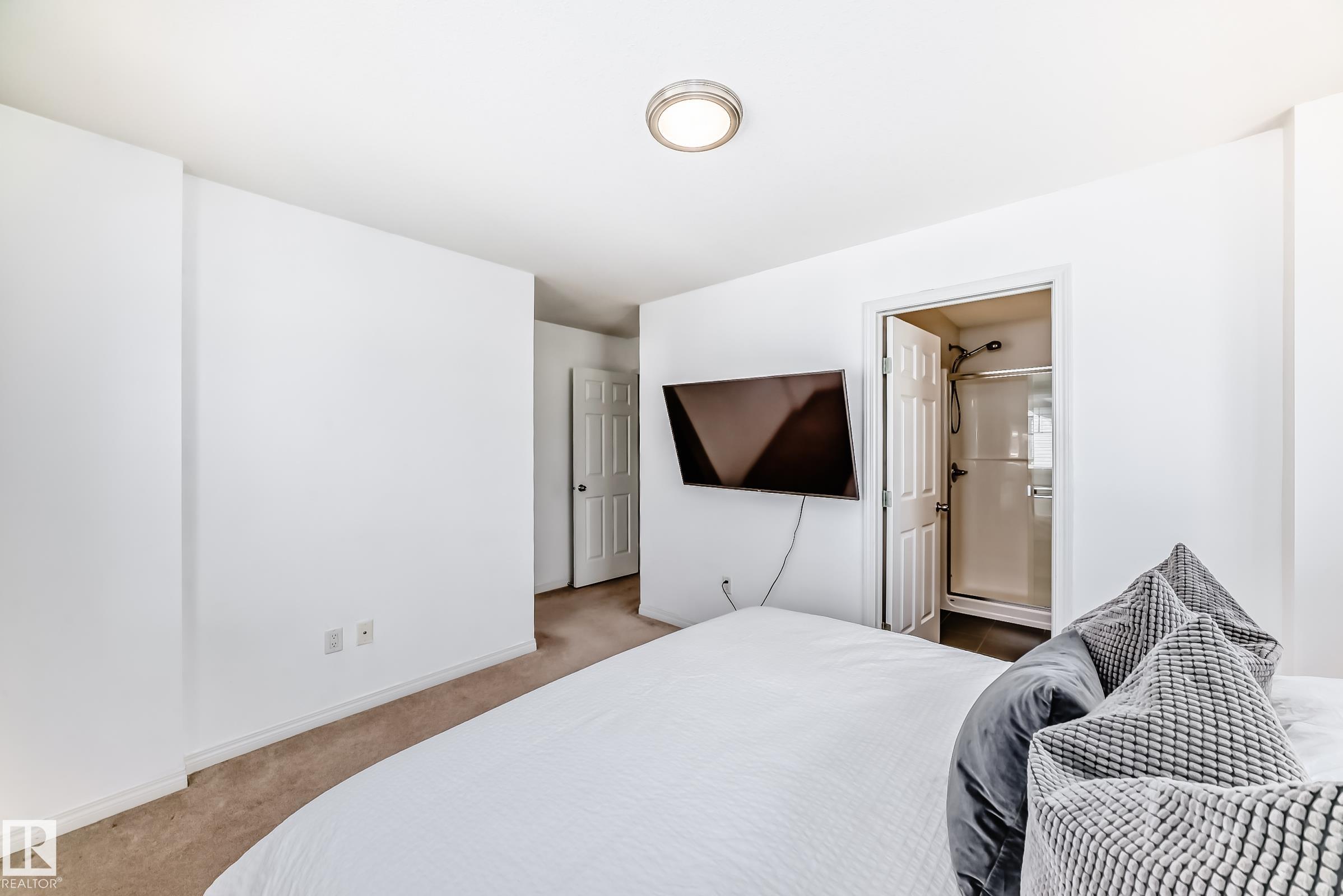 https://zimg.paragon.ice.com/ParagonImages/Property/PM/RAE/225398536/27/0/0/79cdc5c2a4ad9ea326ed6dd66bf0482e/1/0949784ecf96b1daf5dbd56c09615d12/225398536-2fe3041c-5a72-402f-9e63-a112af19aa70.JPG