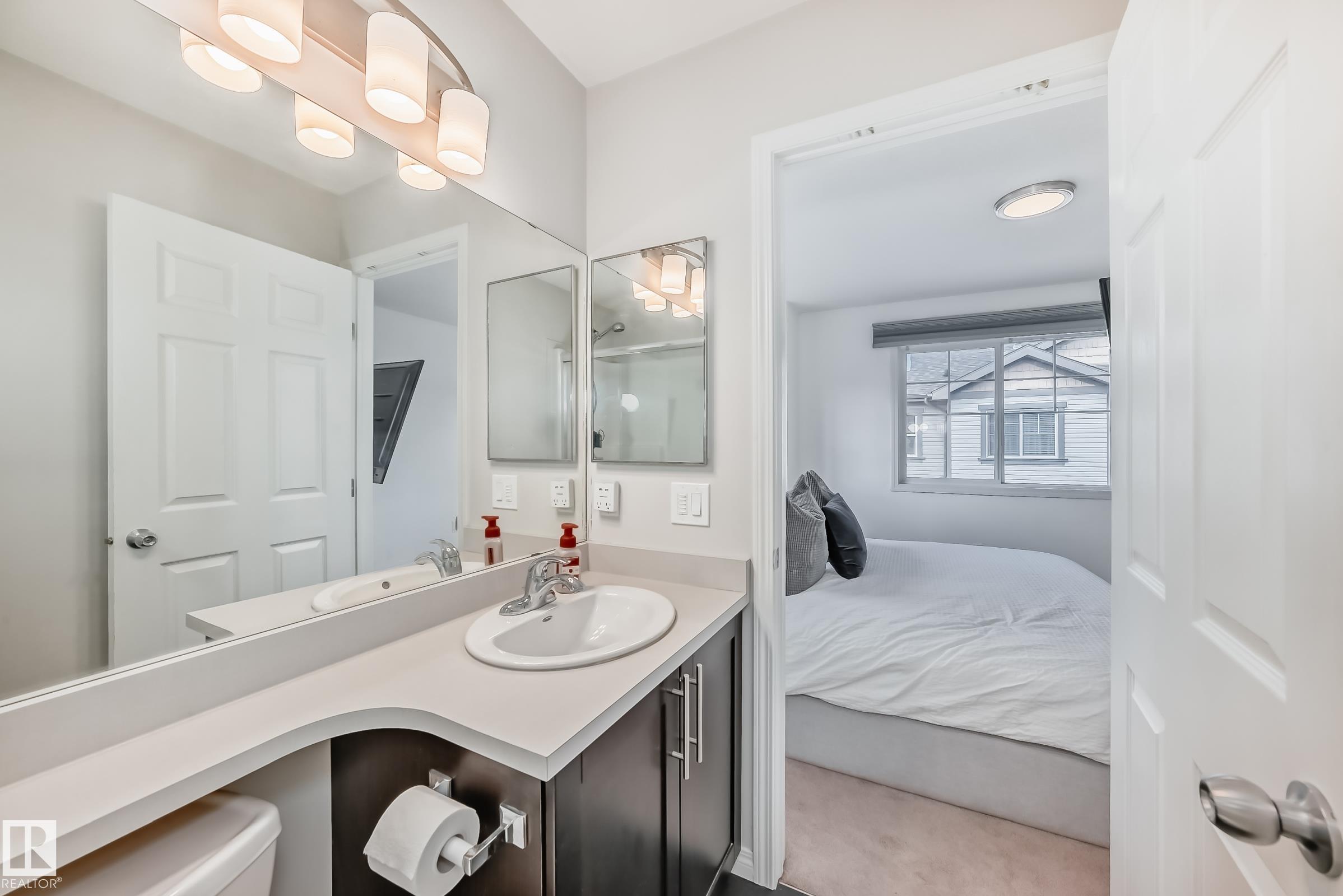 https://zimg.paragon.ice.com/ParagonImages/Property/PM/RAE/225398536/30/0/0/0c20e42ecad6558733a030fc7de370e4/1/0949784ecf96b1daf5dbd56c09615d12/225398536-4079a1d2-e2fb-40b4-bc3f-635a9cc12799.JPG