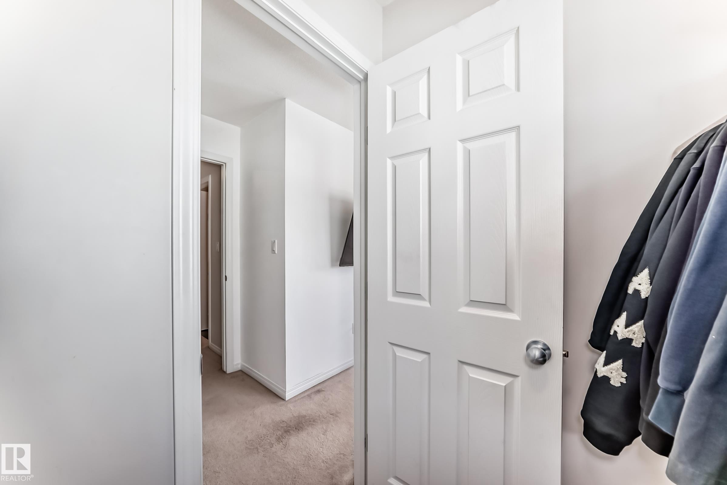 https://zimg.paragon.ice.com/ParagonImages/Property/PM/RAE/225398536/33/0/0/dfd0fdba8b1c690f86f1bd56d56affd9/1/0949784ecf96b1daf5dbd56c09615d12/225398536-98f2c919-4939-4236-b7ff-6b4a1549e10a.JPG