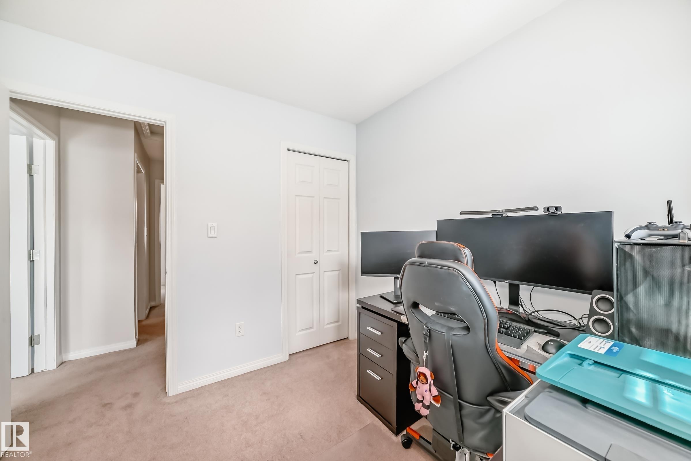 https://zimg.paragon.ice.com/ParagonImages/Property/PM/RAE/225398536/37/0/0/a817061a5476772e3239d6eddaa33e95/1/0949784ecf96b1daf5dbd56c09615d12/225398536-ee2982d7-d628-4d14-a65b-7834bf533f04.JPG
