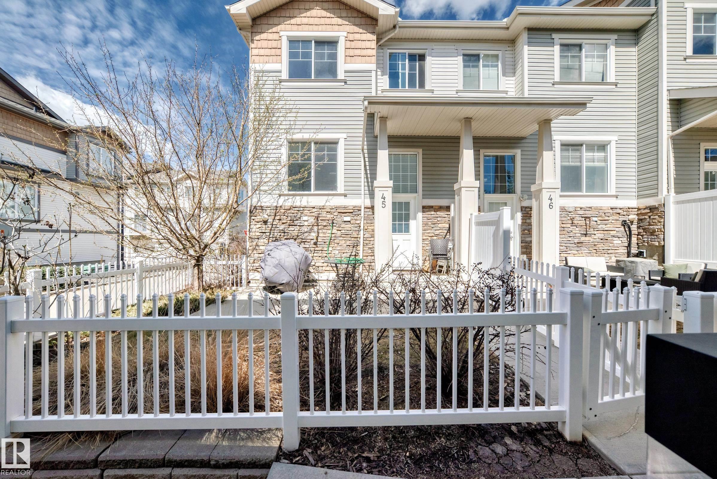 https://zimg.paragon.ice.com/ParagonImages/Property/PM/RAE/225398536/52/0/0/80ff2e8506355c5e75124f2e8c4eb569/1/0949784ecf96b1daf5dbd56c09615d12/225398536-b83db07f-7900-4e23-872a-588ca5a42487.JPG