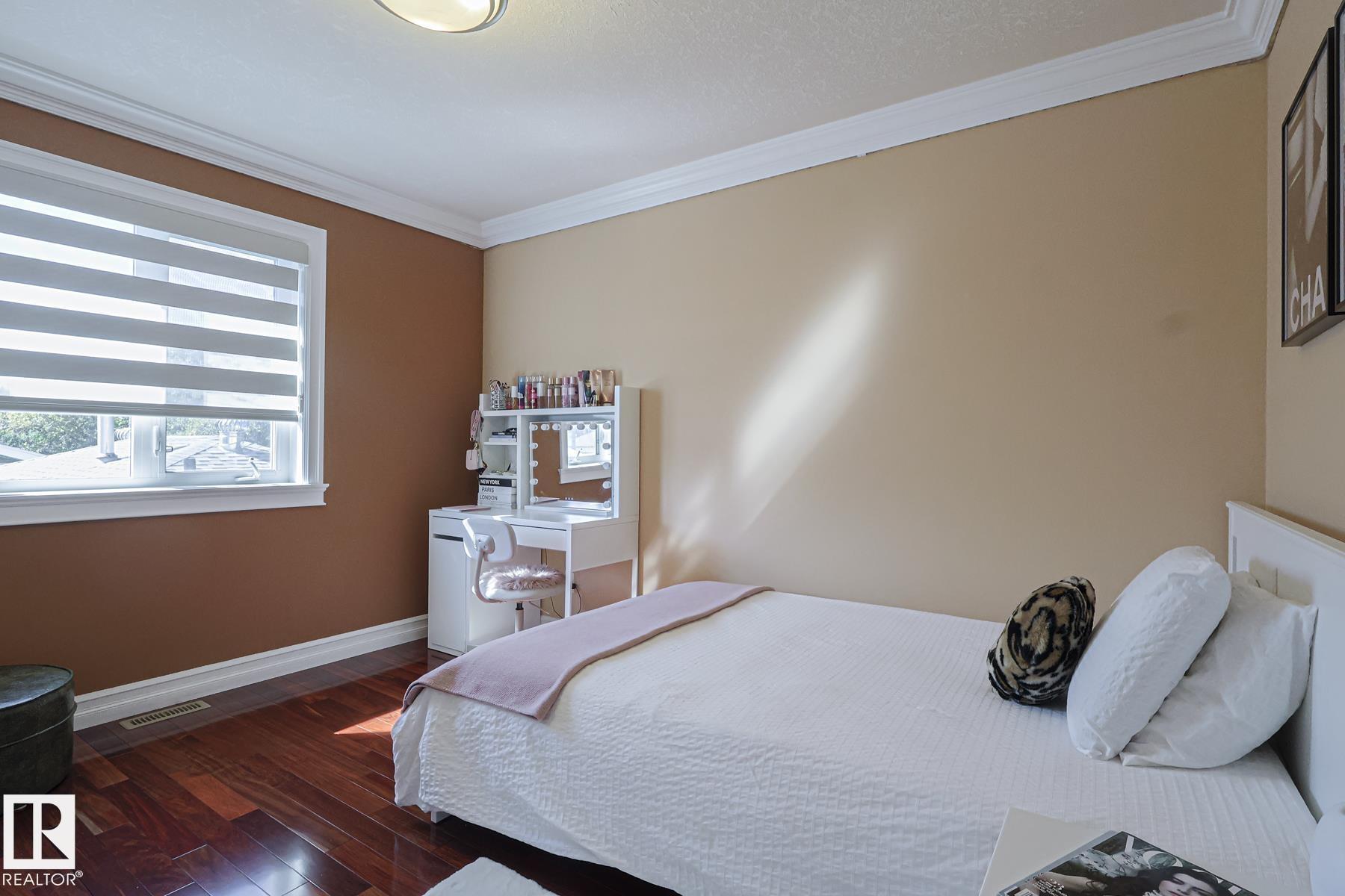 Photo 20 at 10731 150 Street NW, High Park, Edmonton