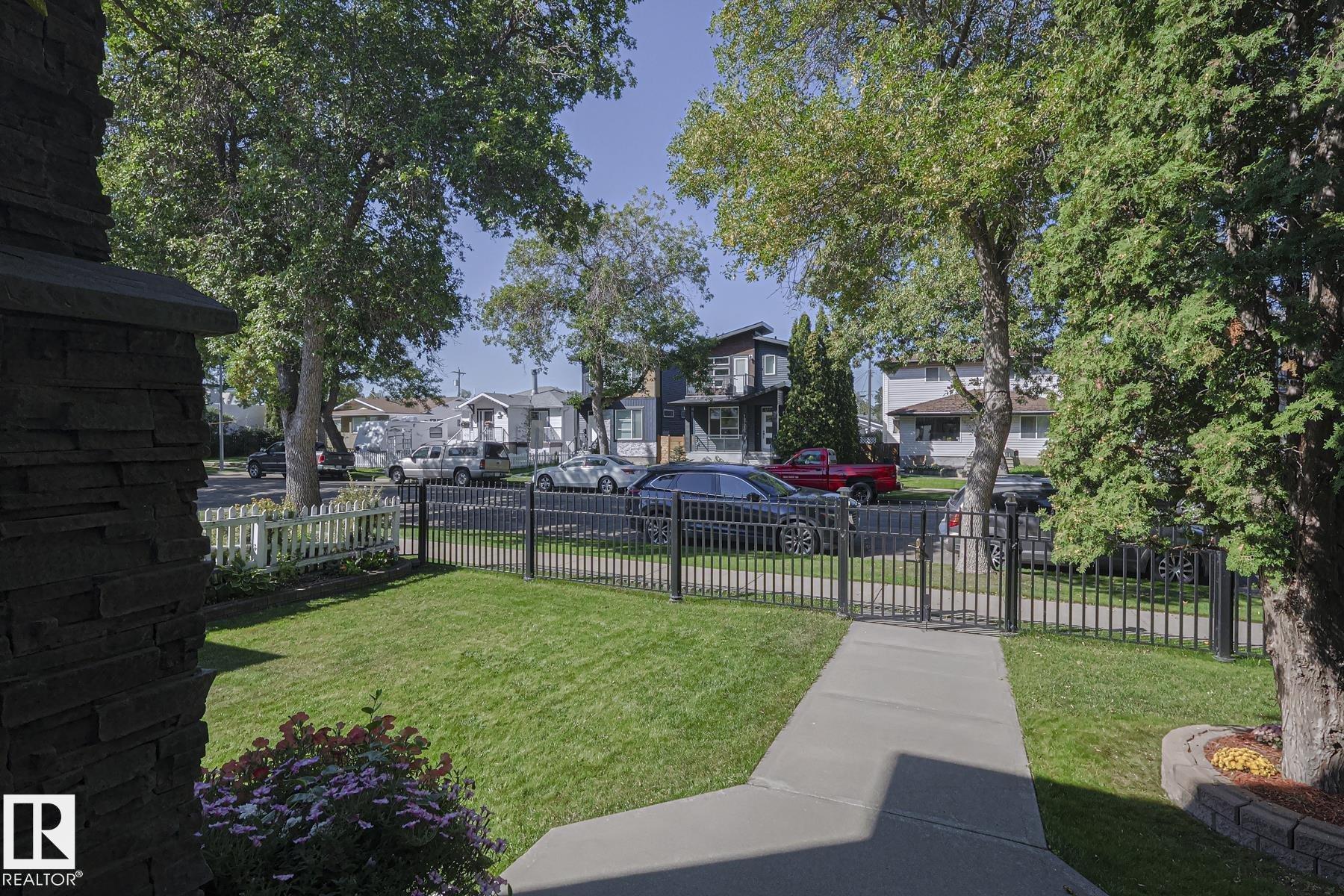 Photo 33 at 10731 150 Street NW, High Park, Edmonton